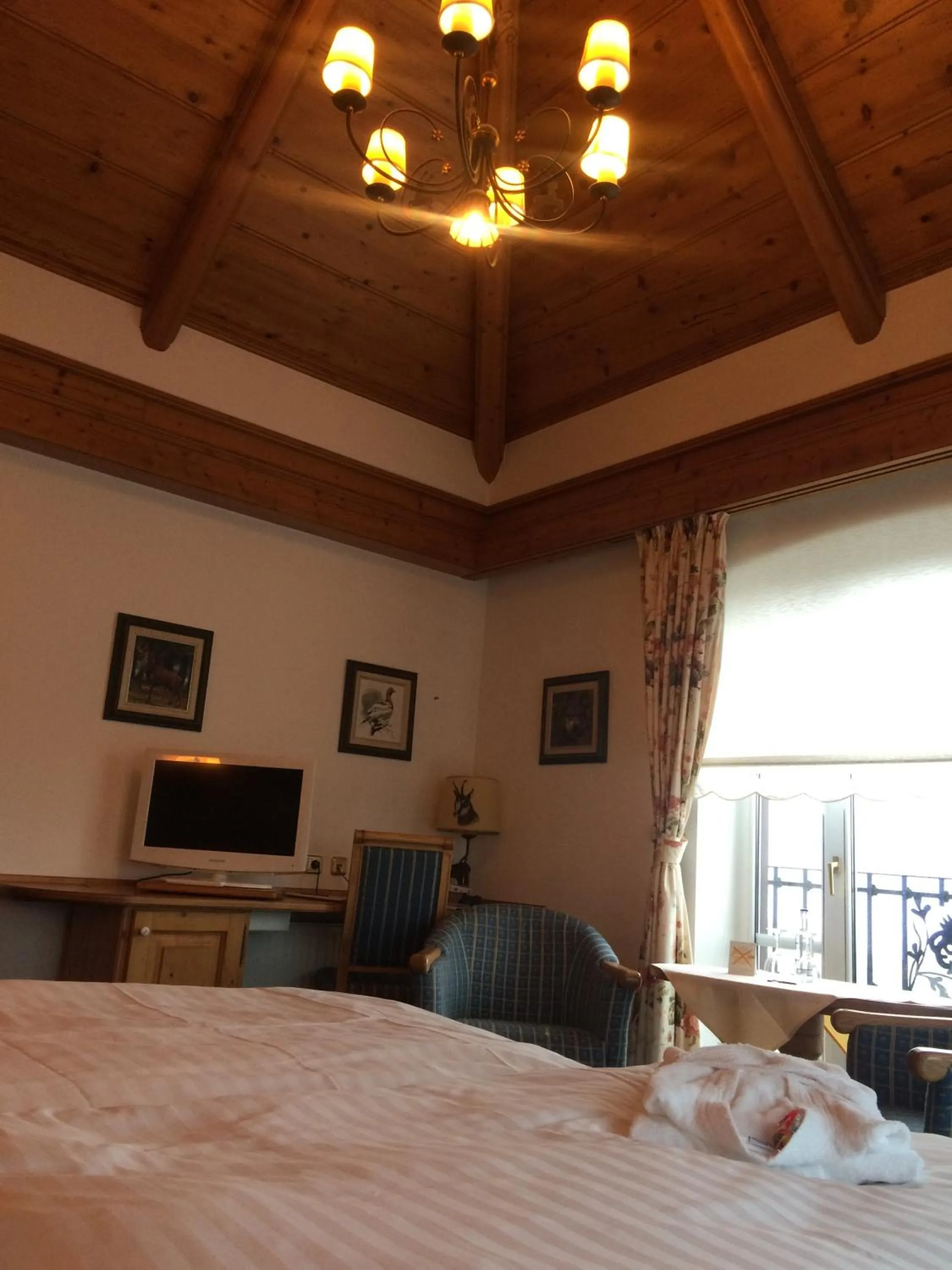 Bedroom, Bed in Schloss Hotel Holzrichter