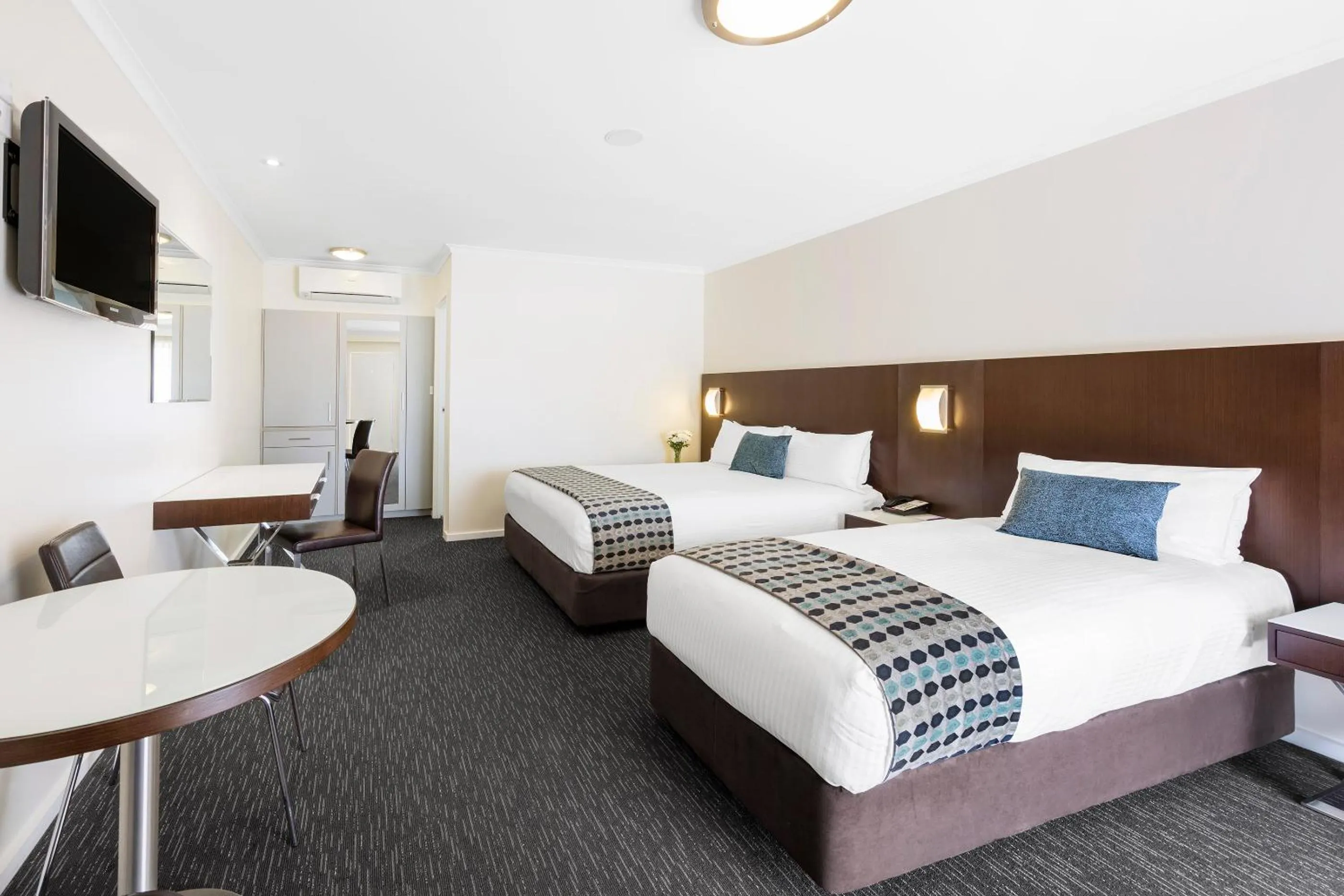 Bedroom, Bed in Mercure Wagga Wagga