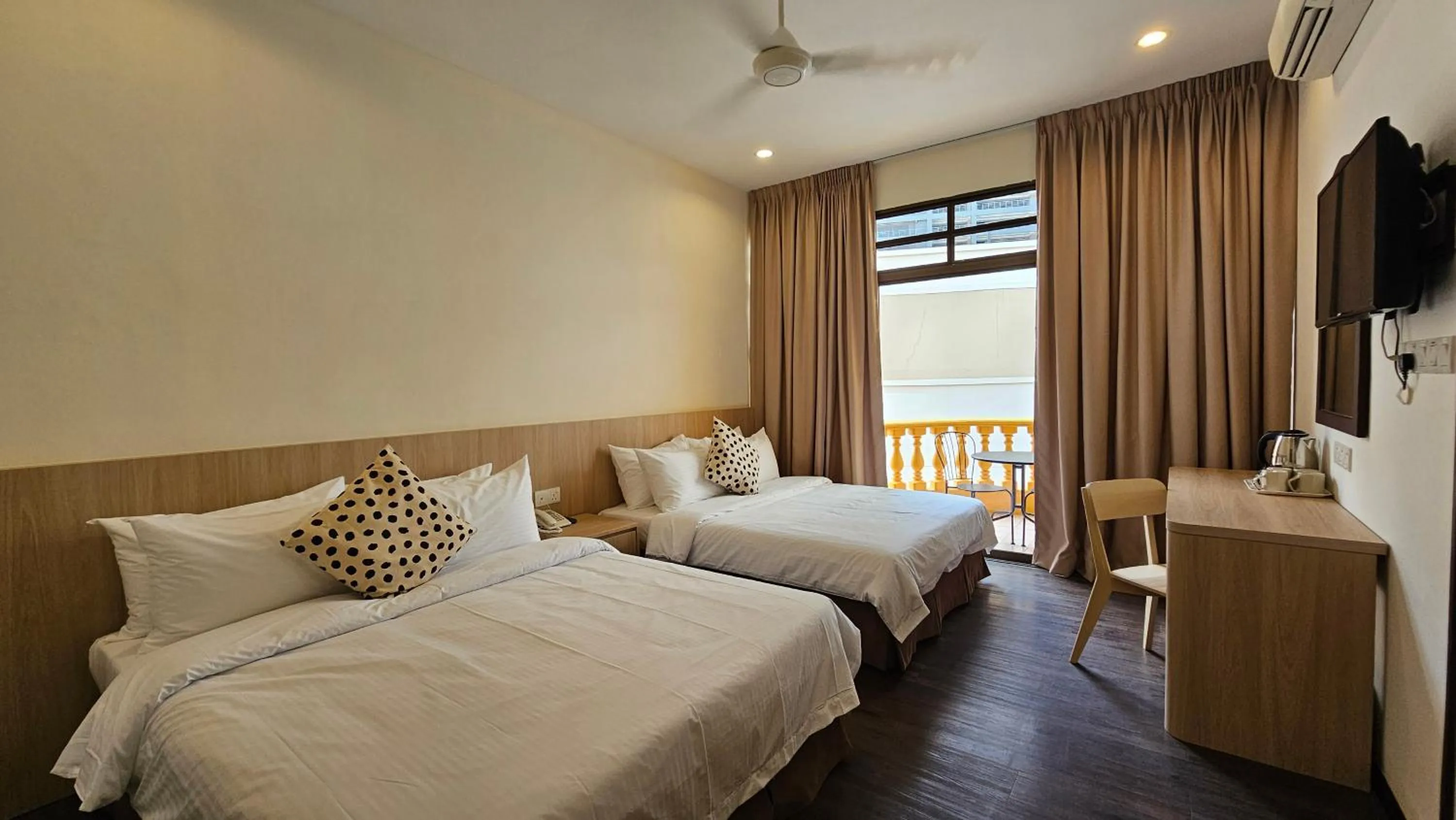 Bed in Hotel 22 Gurney, Penang