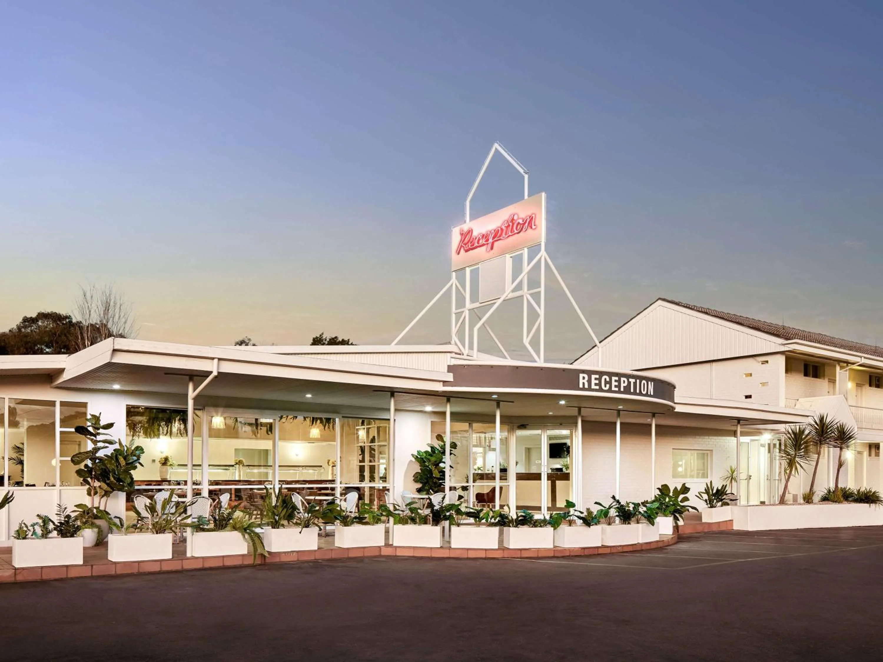 Property building in ibis Styles Tamworth