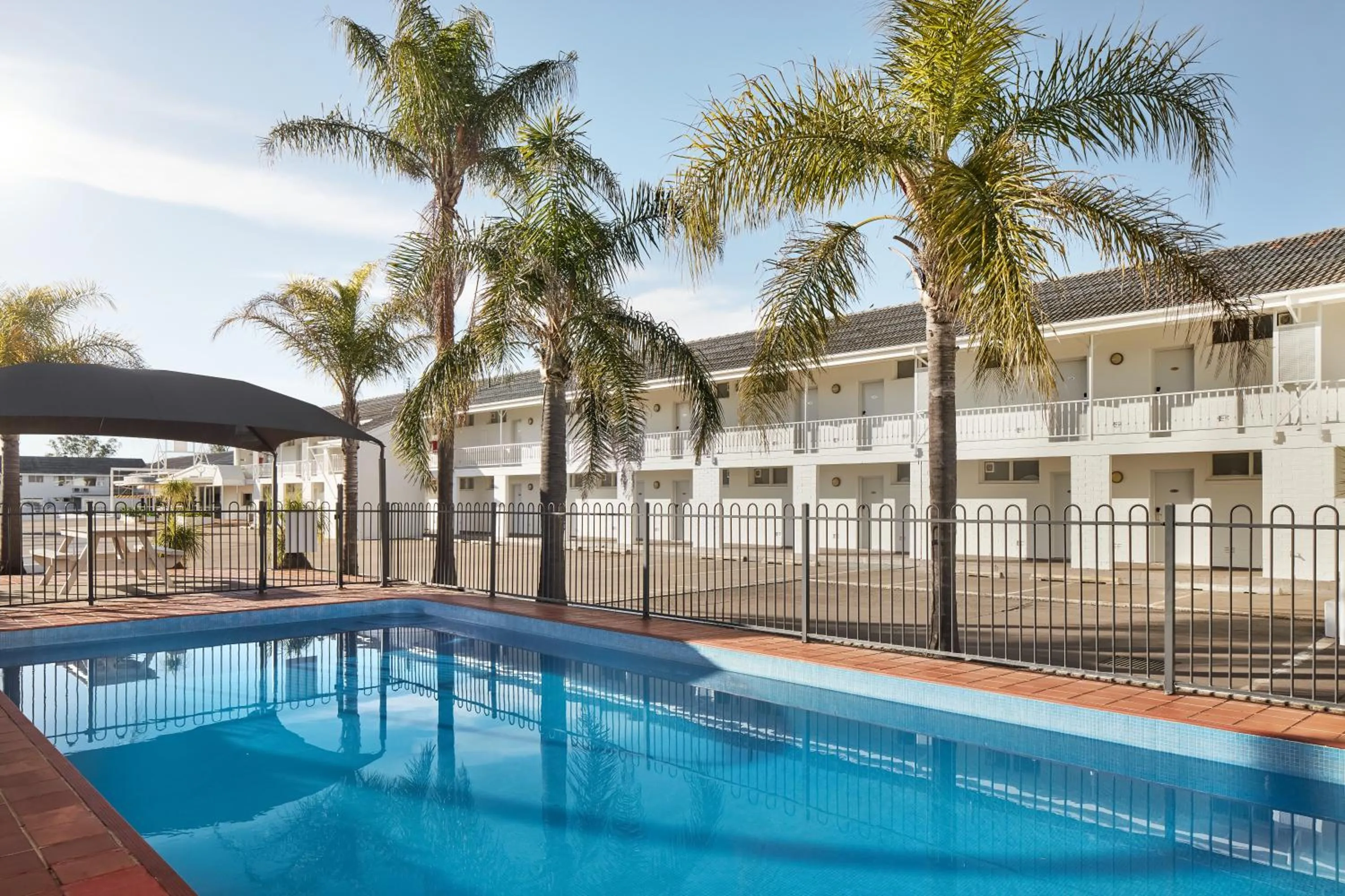 Swimming pool in ibis Styles Tamworth