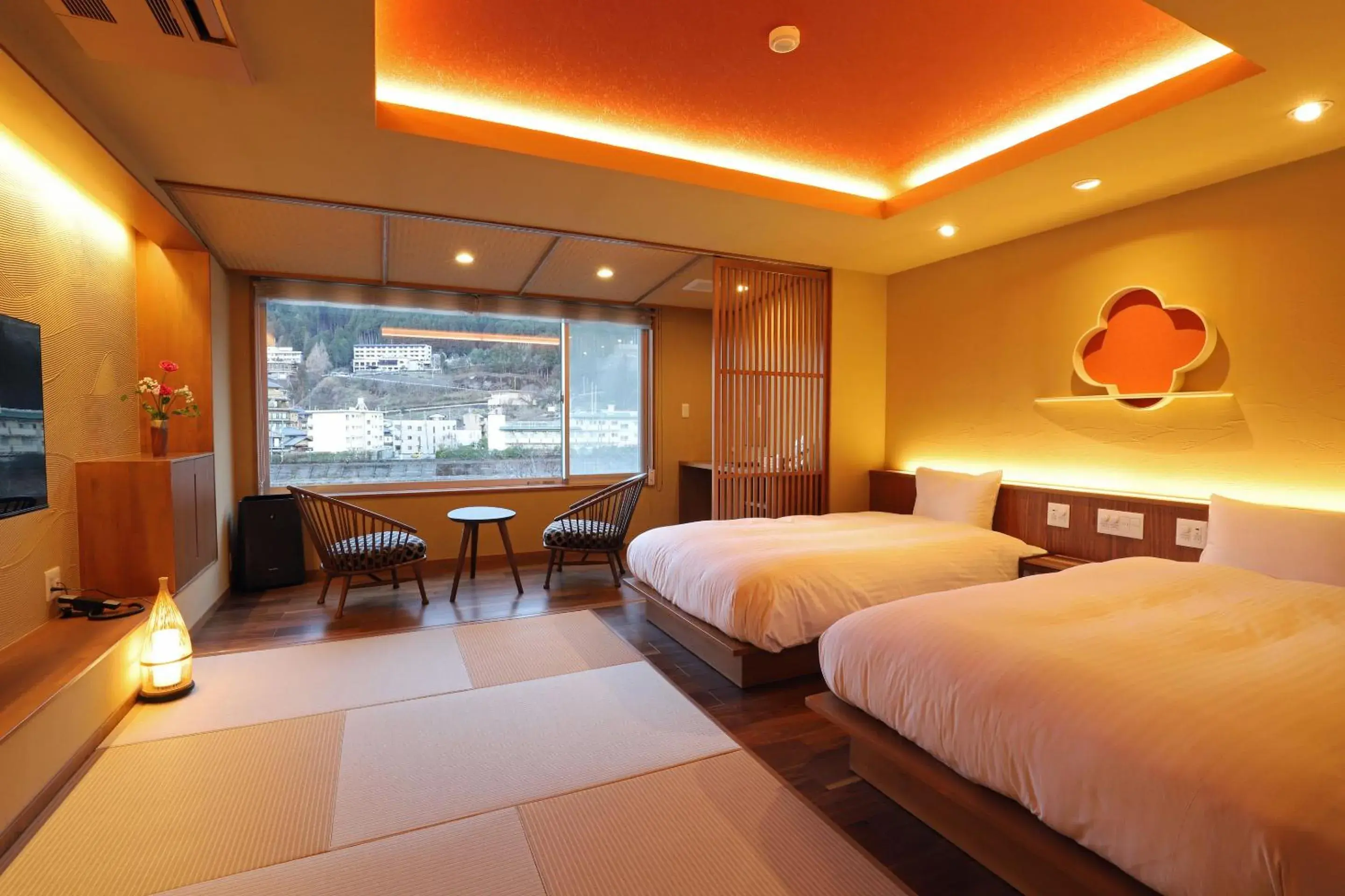 Roshokan Japanese western style room - Twin bed with Futon&shower in Yamagataya Roshokan Japanese western style room - Twin bed with Futon&shower in Yamagataya