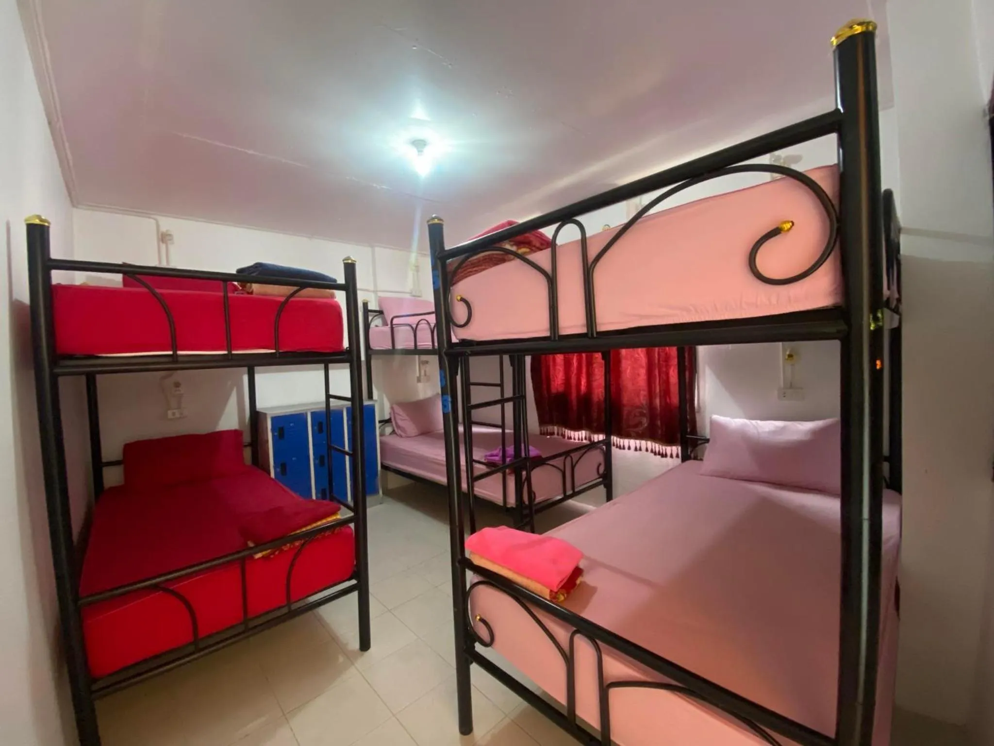 Bed in Seventeen Hostel