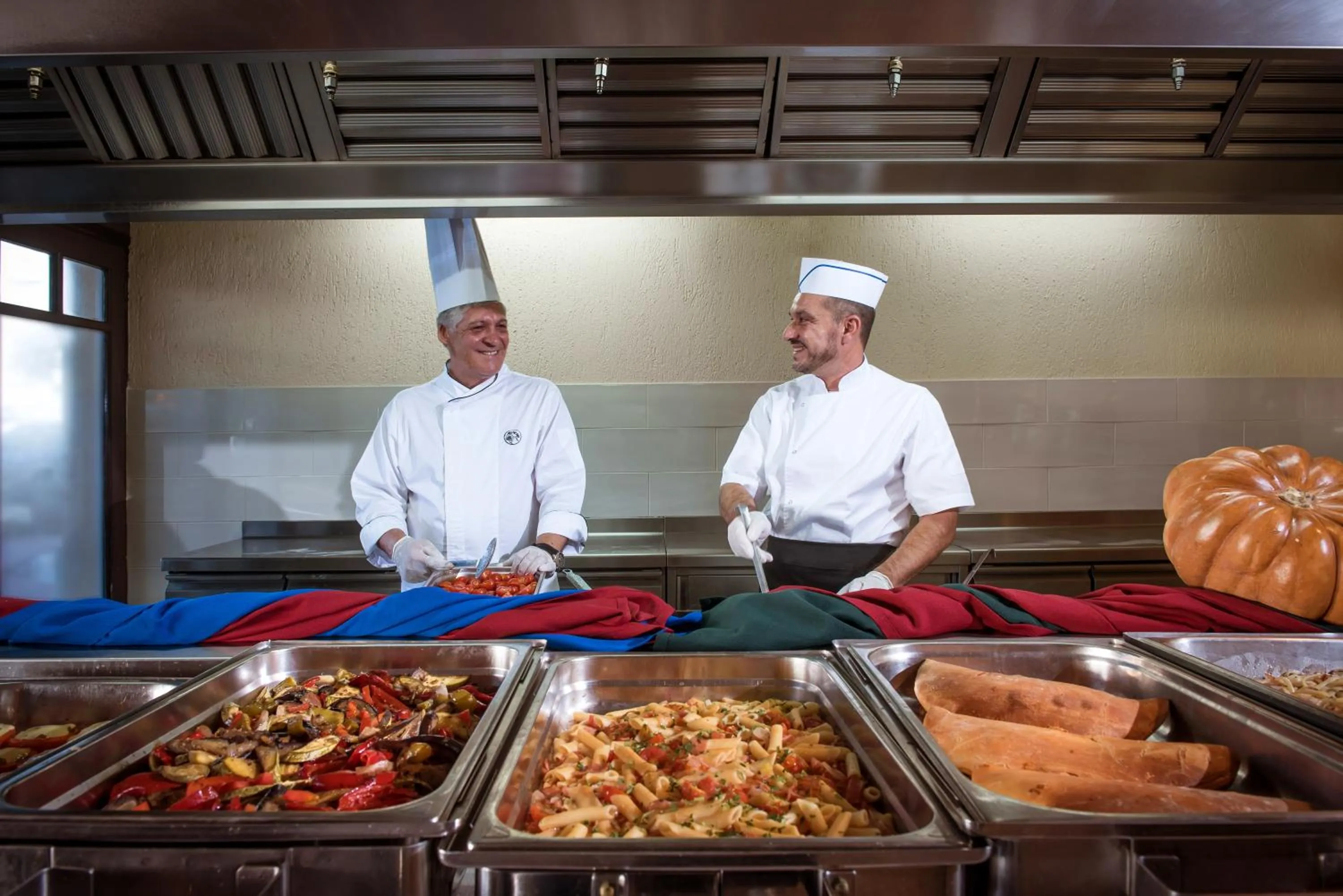 Food in Hersonissos Palace