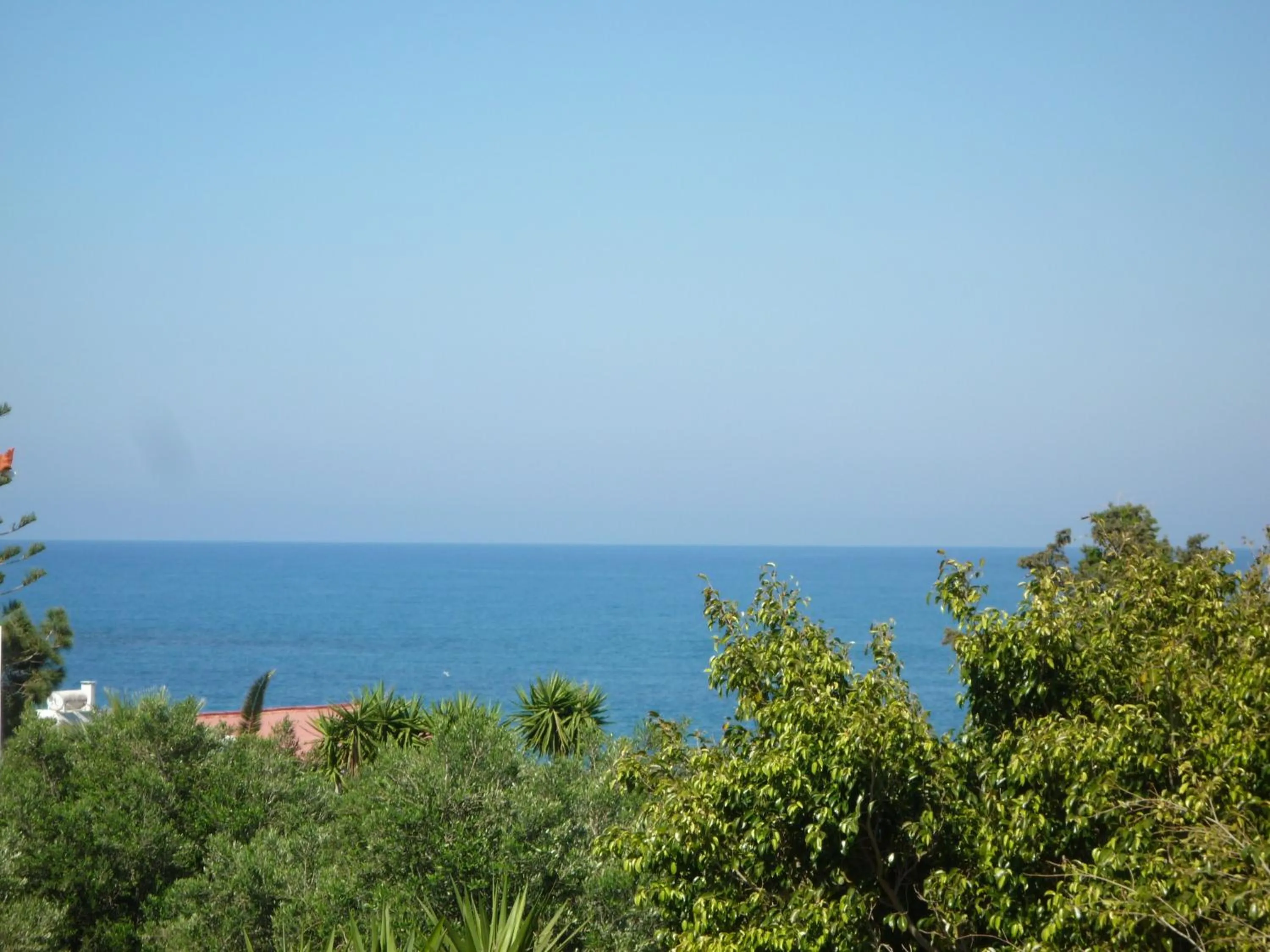 Sea view in Sirius Apartments