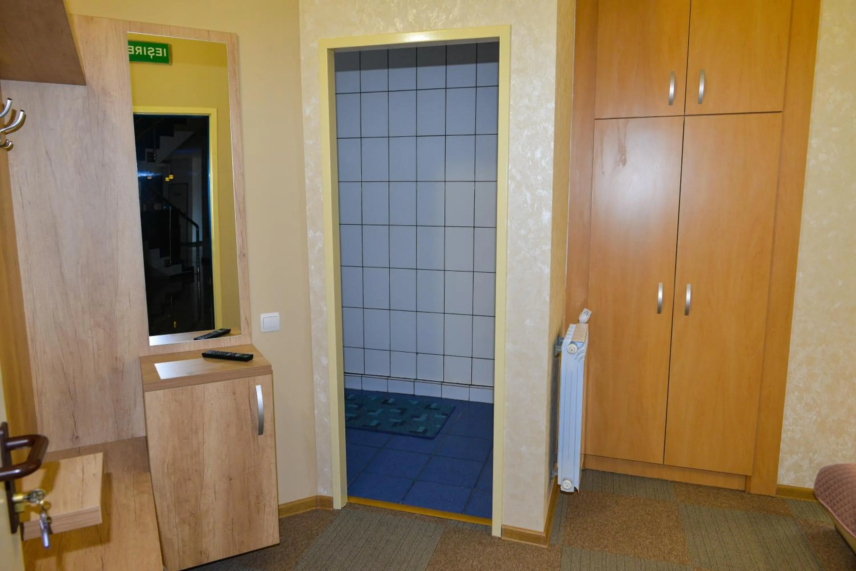 Photo of the whole room in Motel Carmen