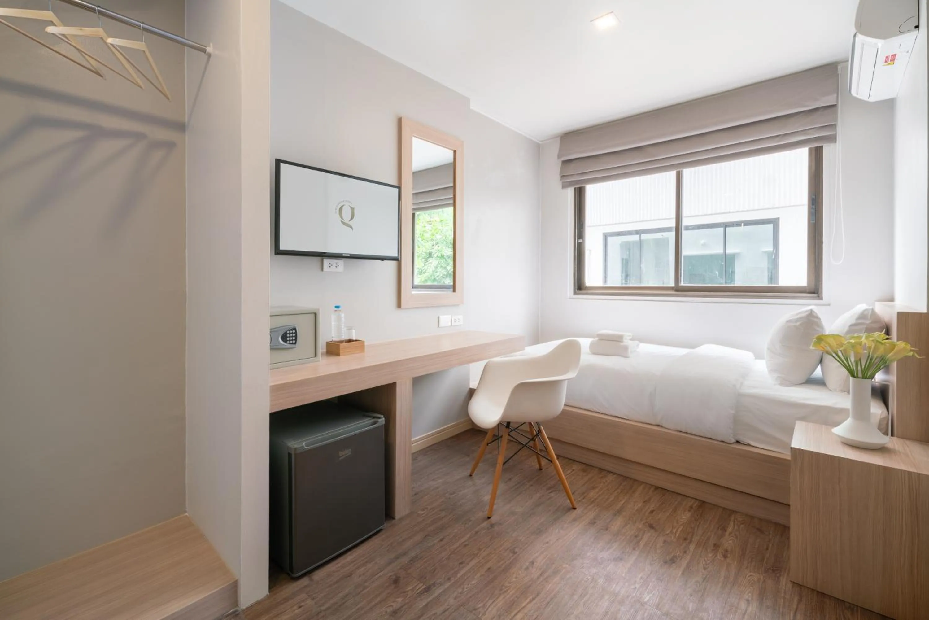 TV and multimedia, Bed in G Boutique Silom Hotel