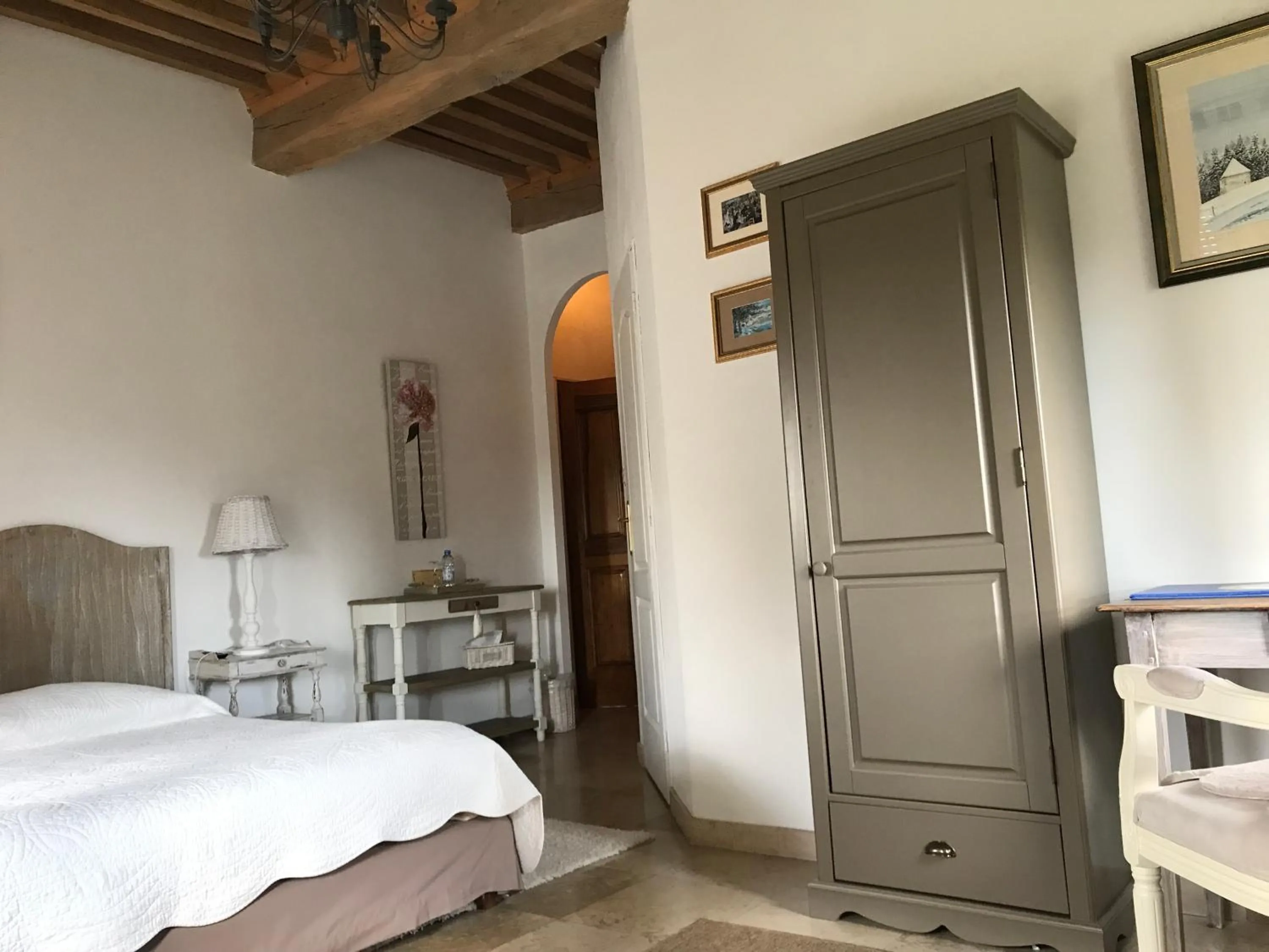 Property building, Bed in Domaine du Manoir
