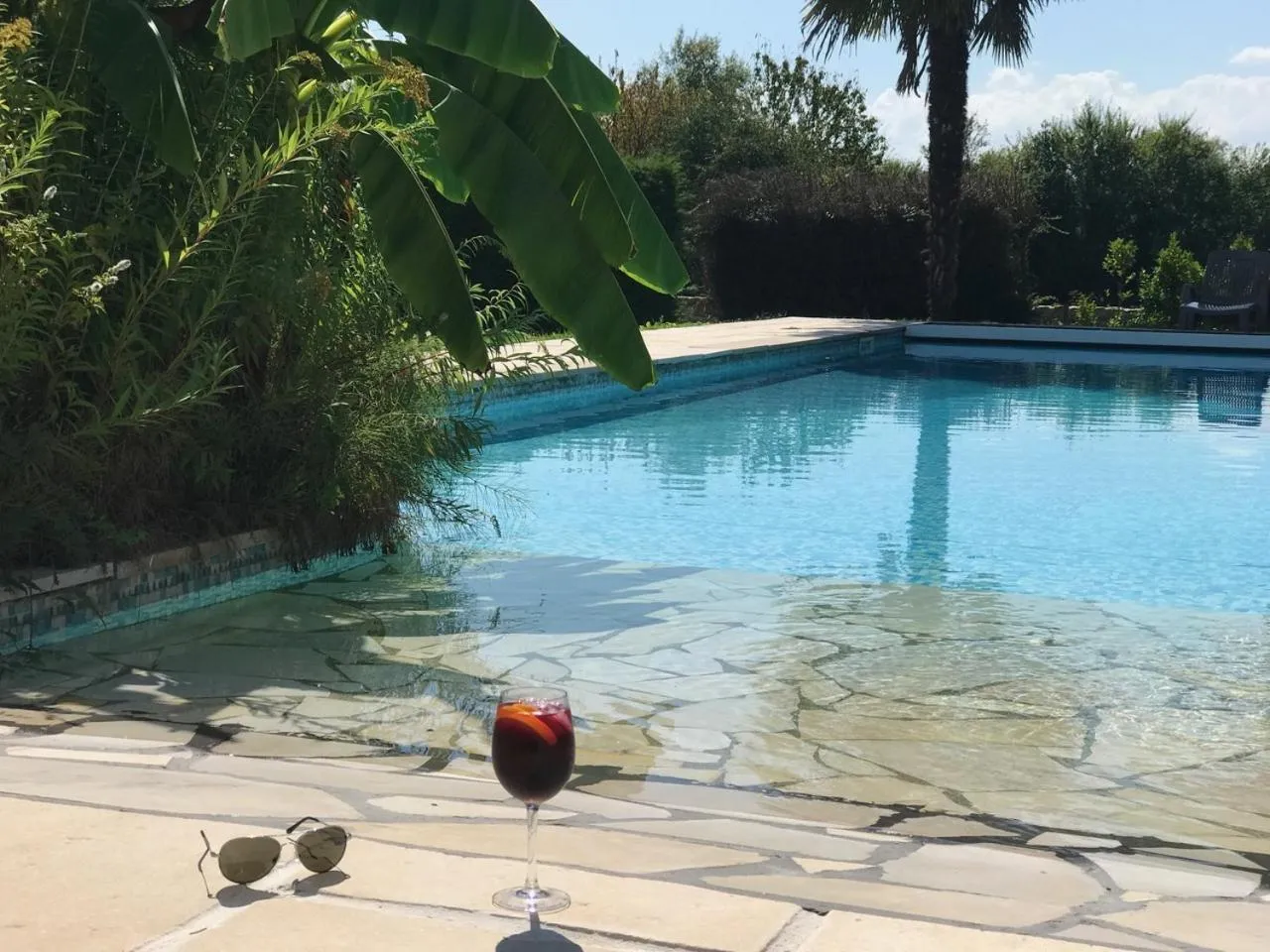 Swimming pool in Domaine du Manoir