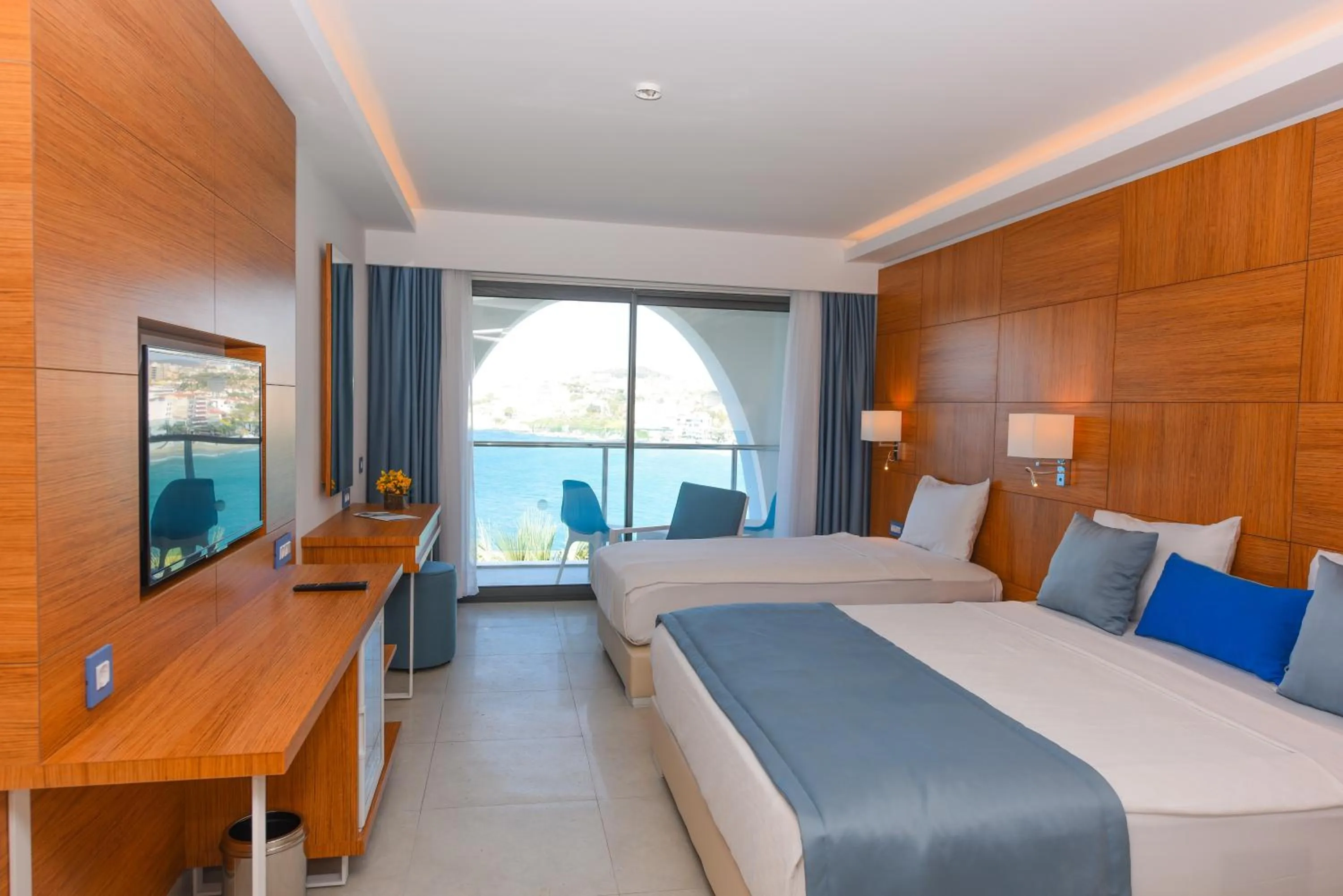 Photo of the whole room, Bed in INFINITY BY YELKEN AQUAPARK&RESORTS KUŞADASI