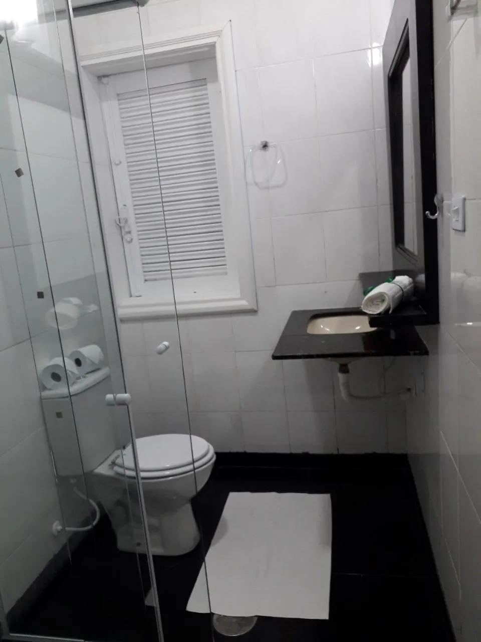 Bathroom in Pousada Hotel Canto dos Mares