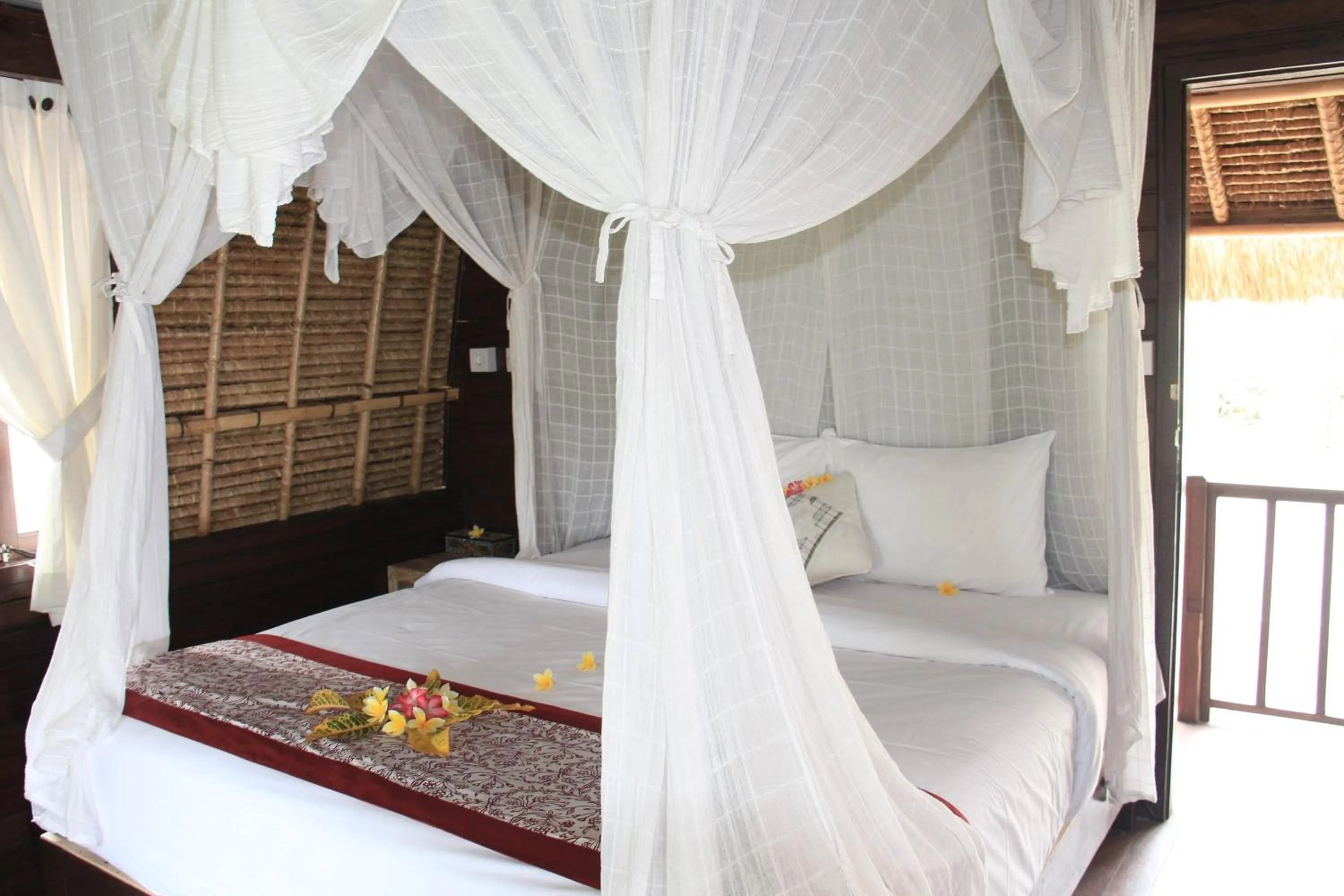 Decorative detail, Bed in MolaMola House