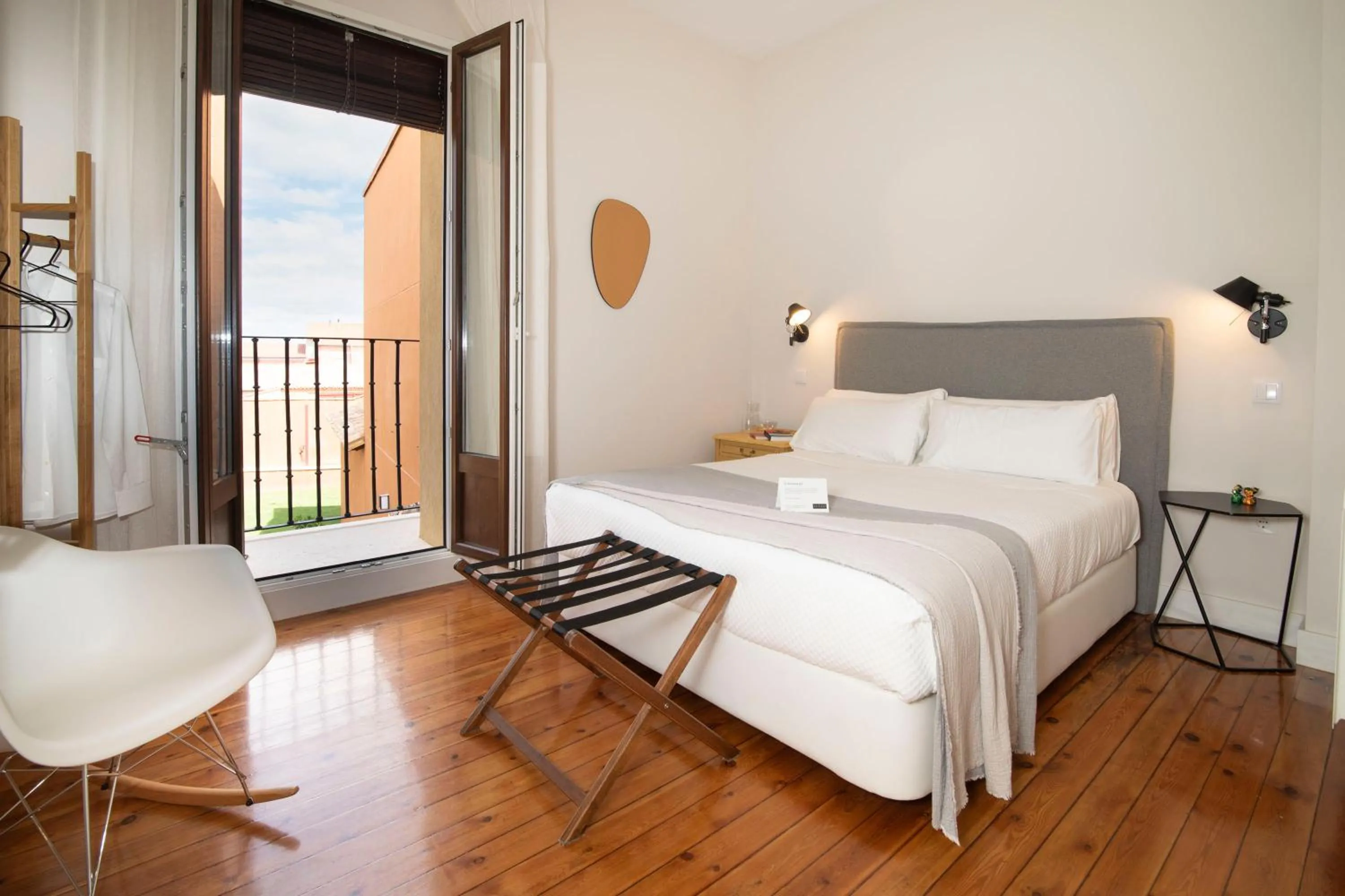 Garden view, Bed in SANMARTINA HOTEL