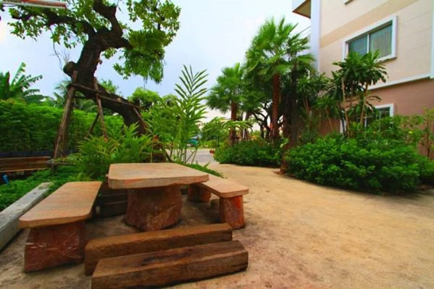 Balcony/Terrace in The Loft Resort Bangkok