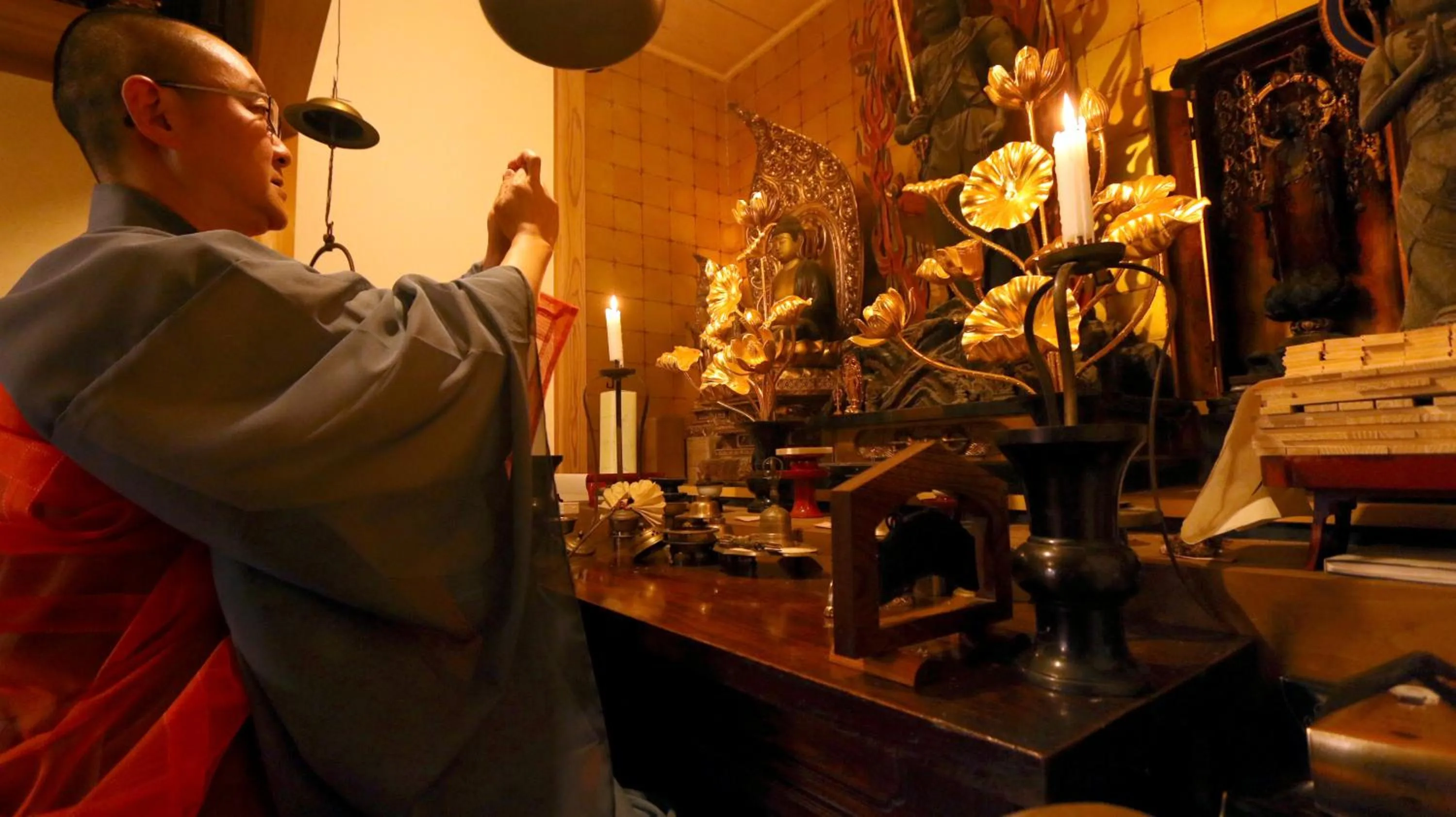 People in Shukubo Kansho-in Temple Sanrakuso