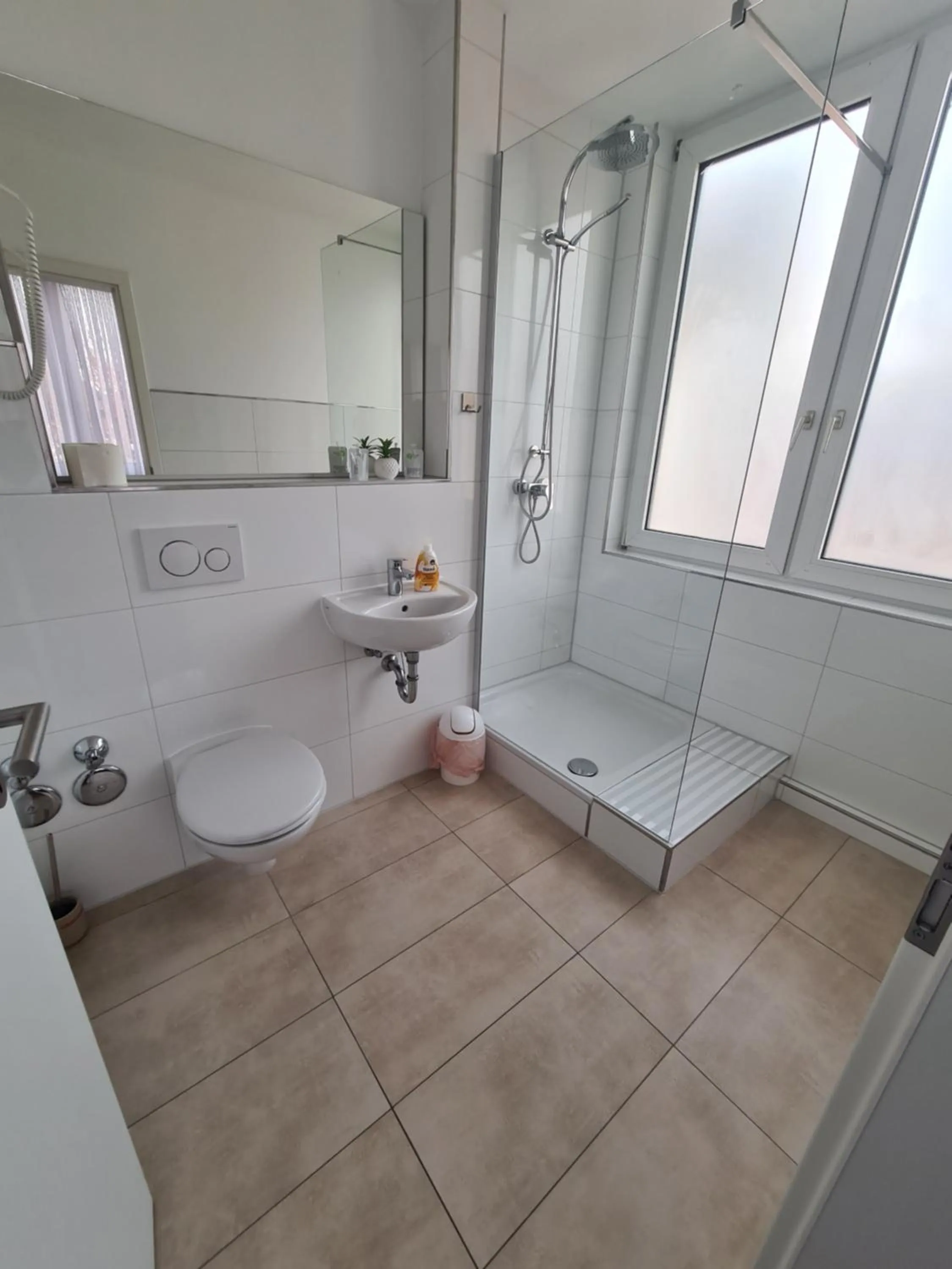 Shower in Pension Zwei A