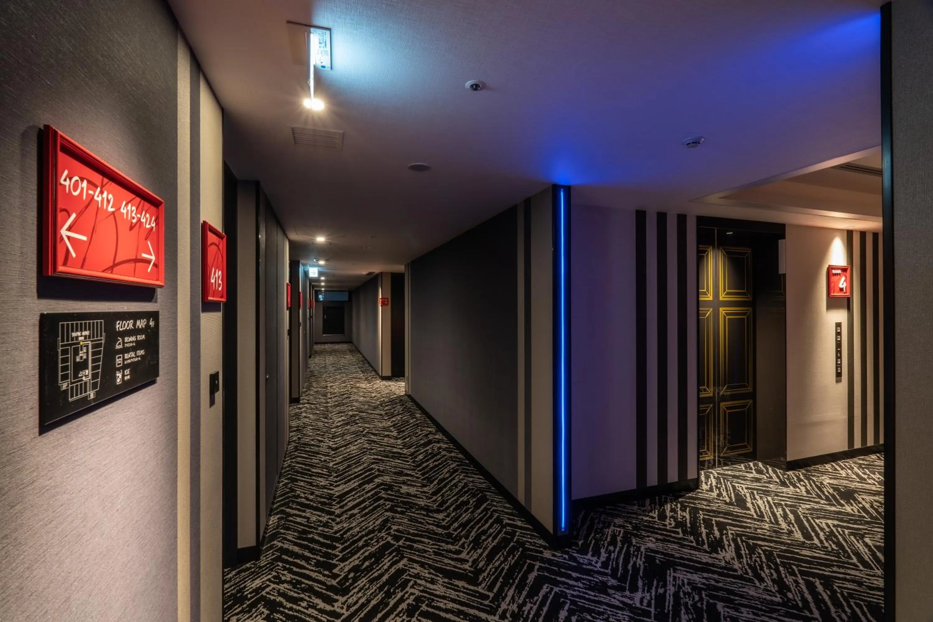 elevator in The Royal Park Canvas - Osaka Kitahama