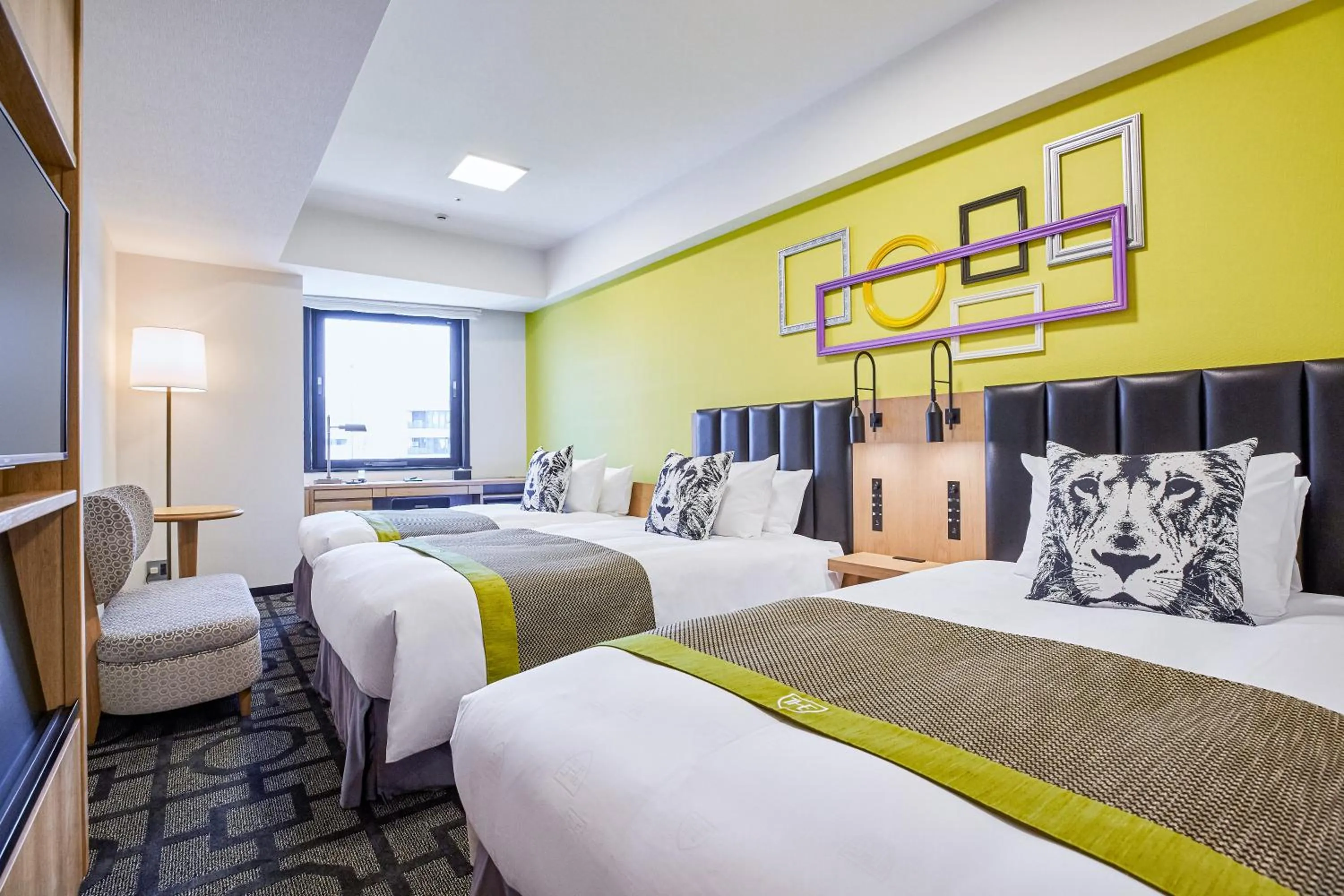 Photo of the whole room, Bed in The Royal Park Canvas - Osaka Kitahama