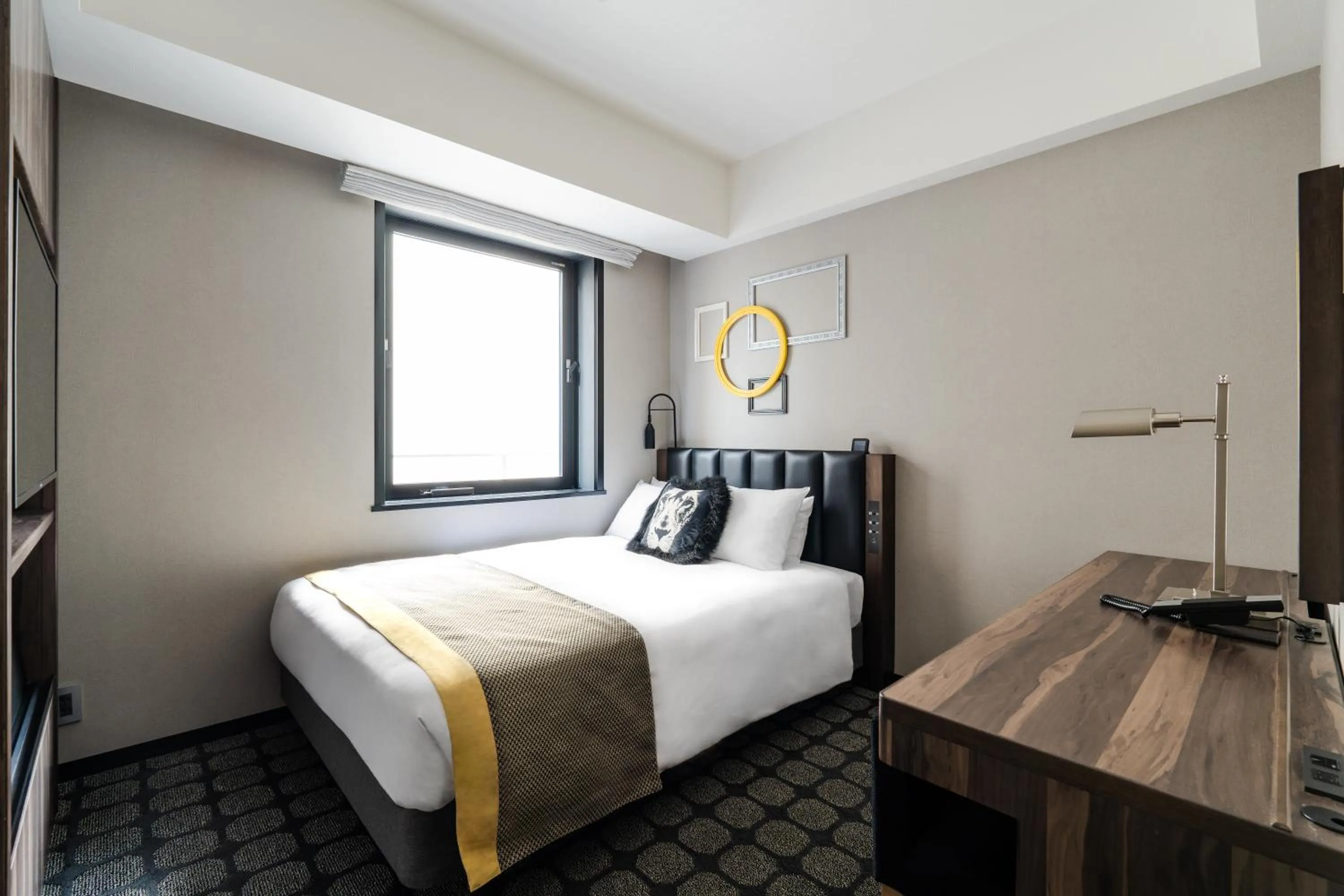 Photo of the whole room, Bed in The Royal Park Canvas - Osaka Kitahama