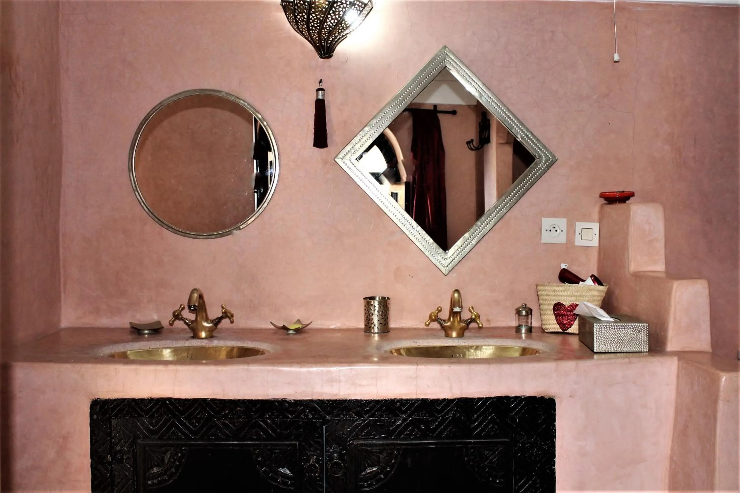 Bathroom in Riad Alamine