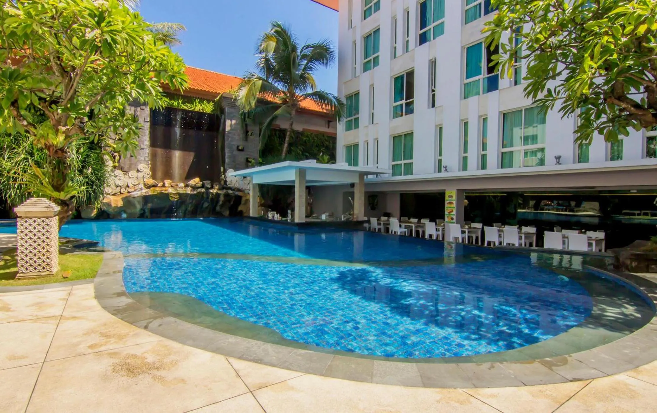 Property building in Bintang Kuta Hotel