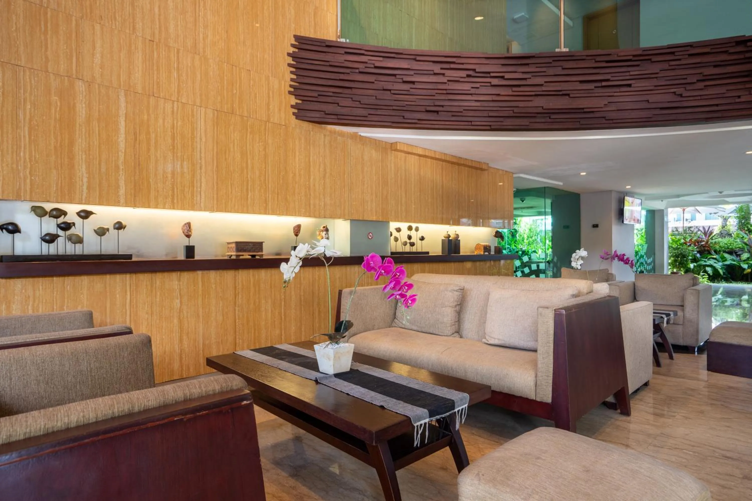 Lobby or reception in Bintang Kuta Hotel