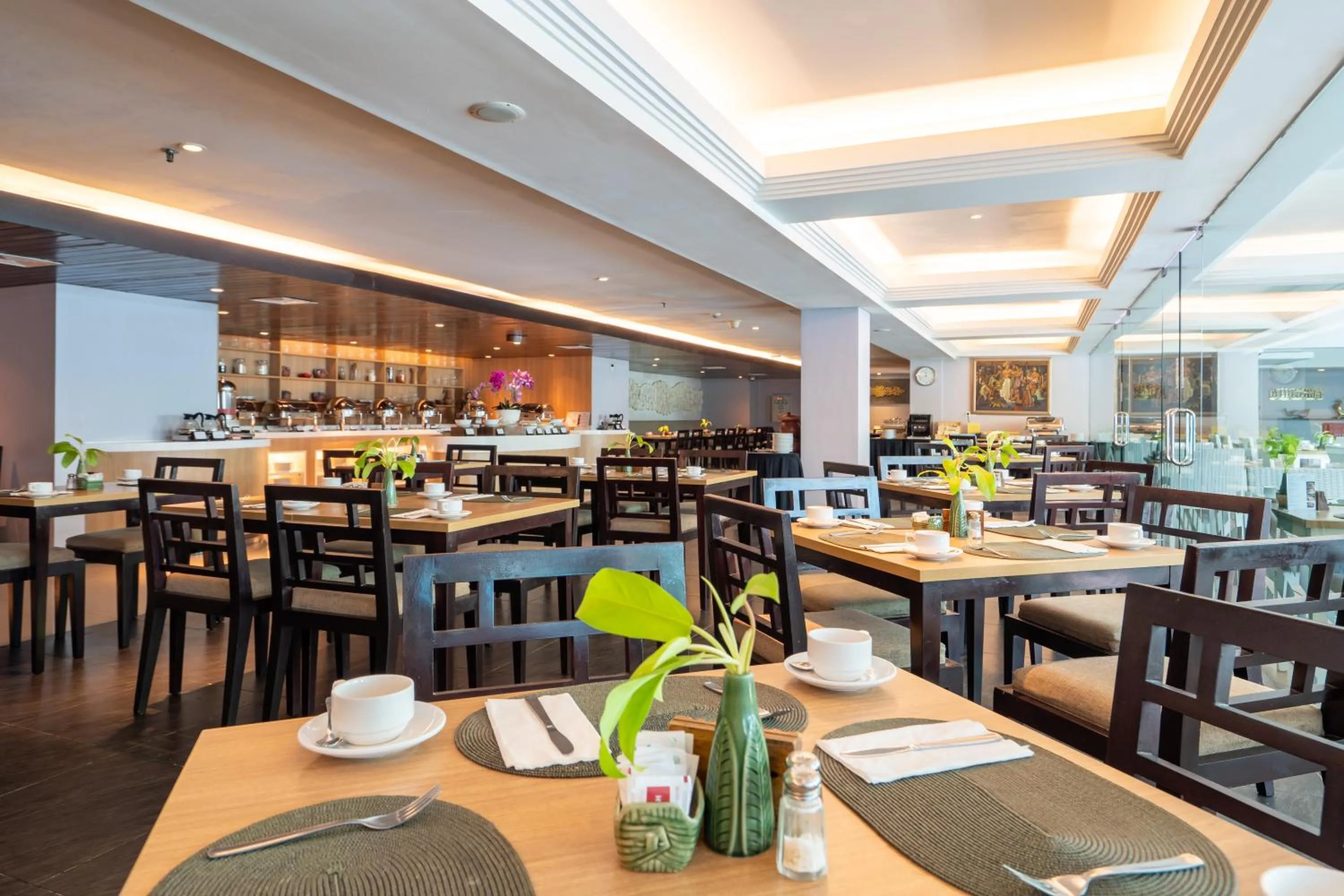 Restaurant/places to eat in Bintang Kuta Hotel