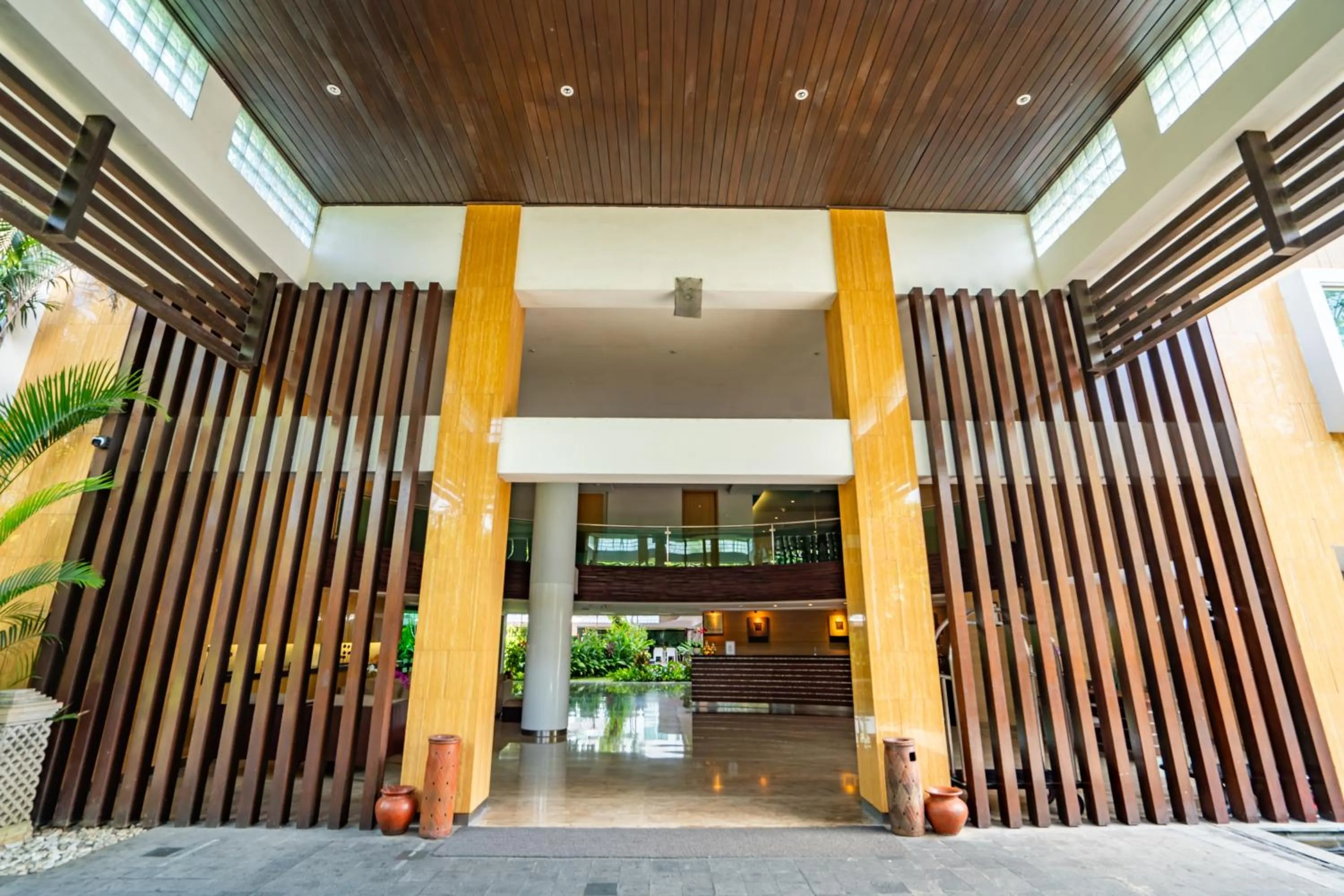 Facade/entrance in Bintang Kuta Hotel