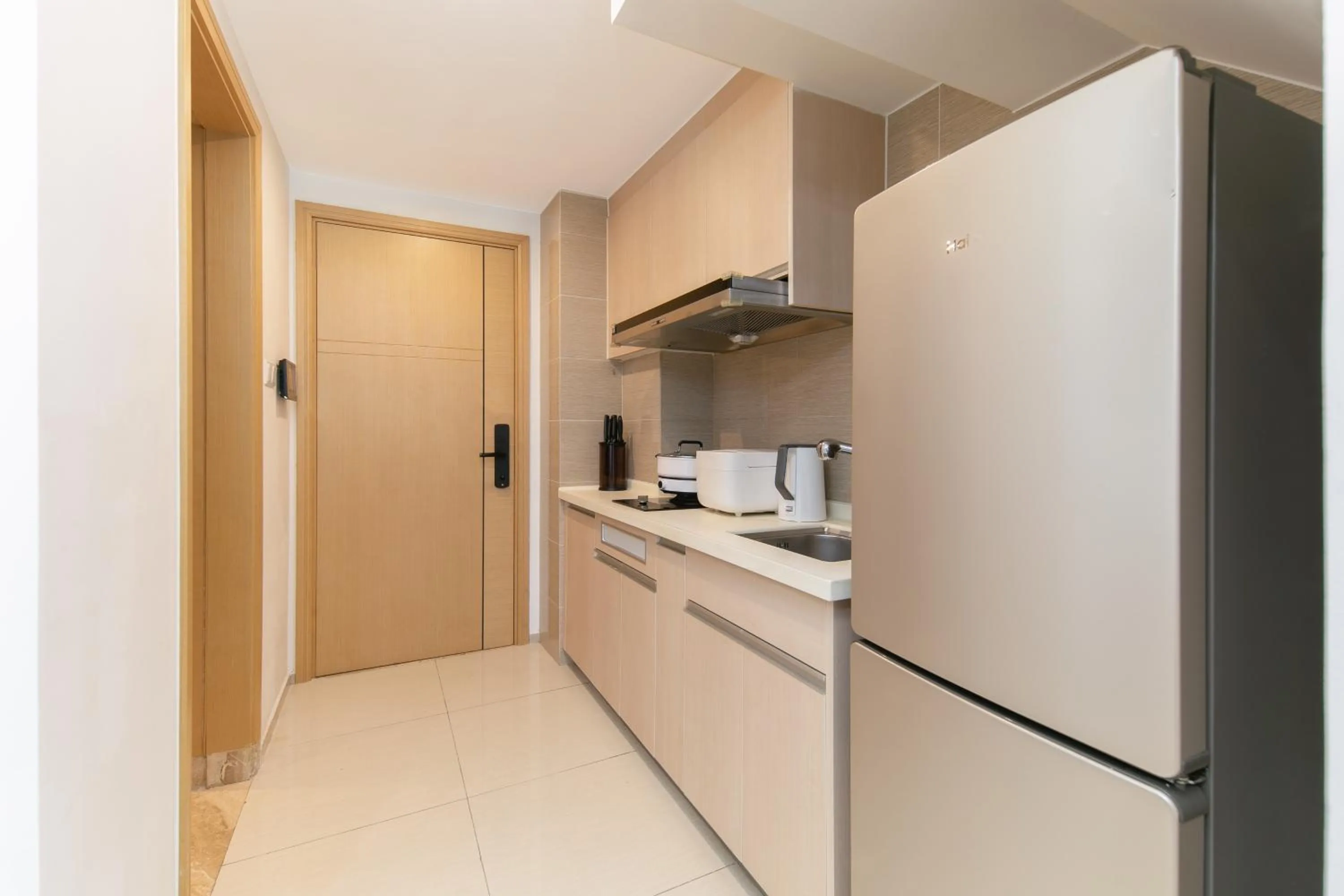 Kitchen or kitchenette in Neal Yat Seaview Apartment Haitang Bay Sanya