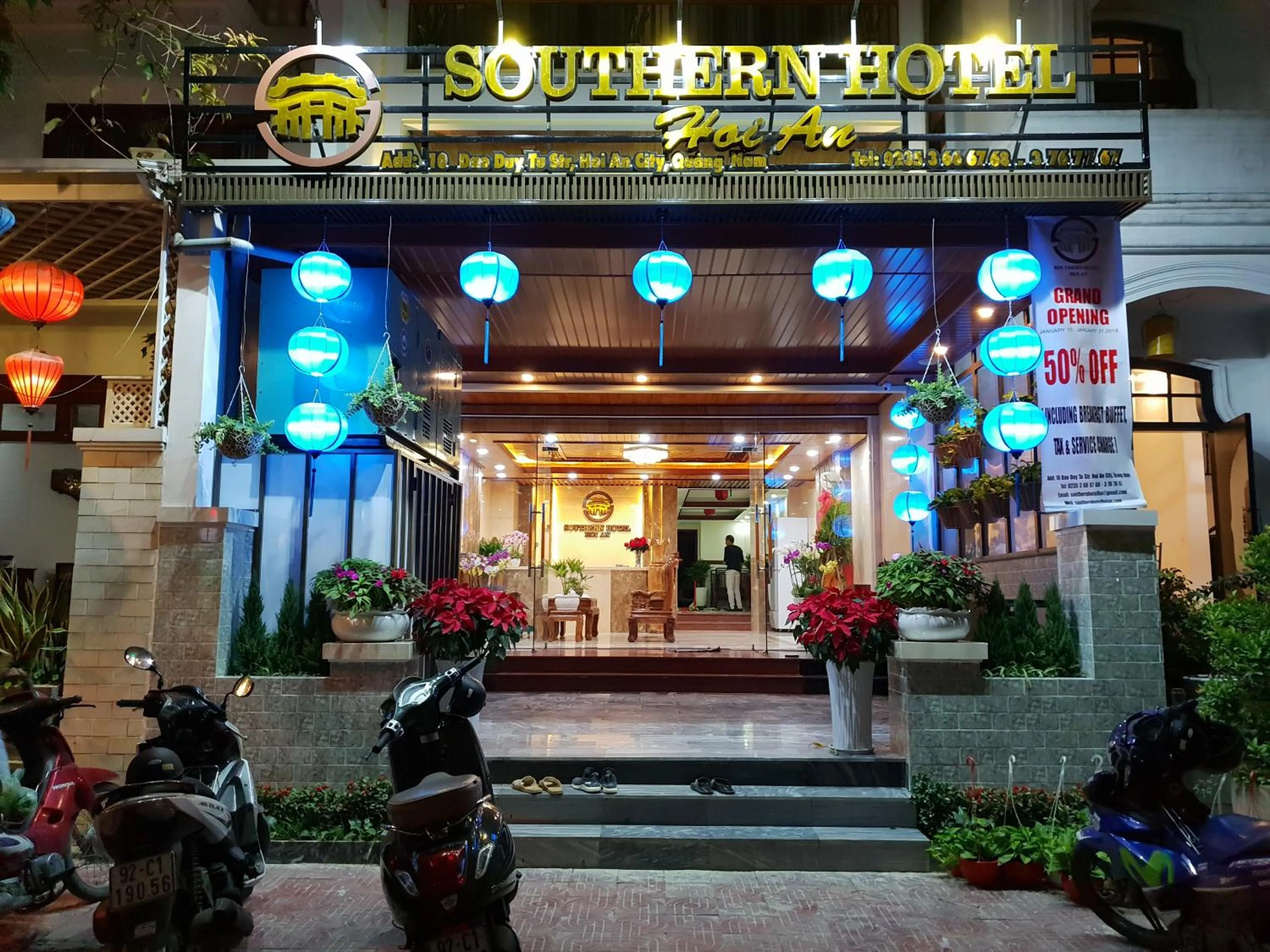Facade/entrance in Southern Hotel Hoi An