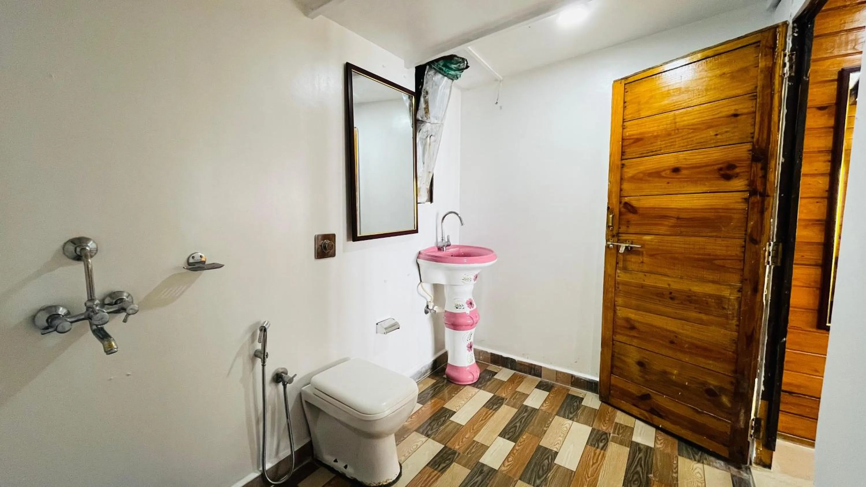 Palolem Luxuries Beach Cottages