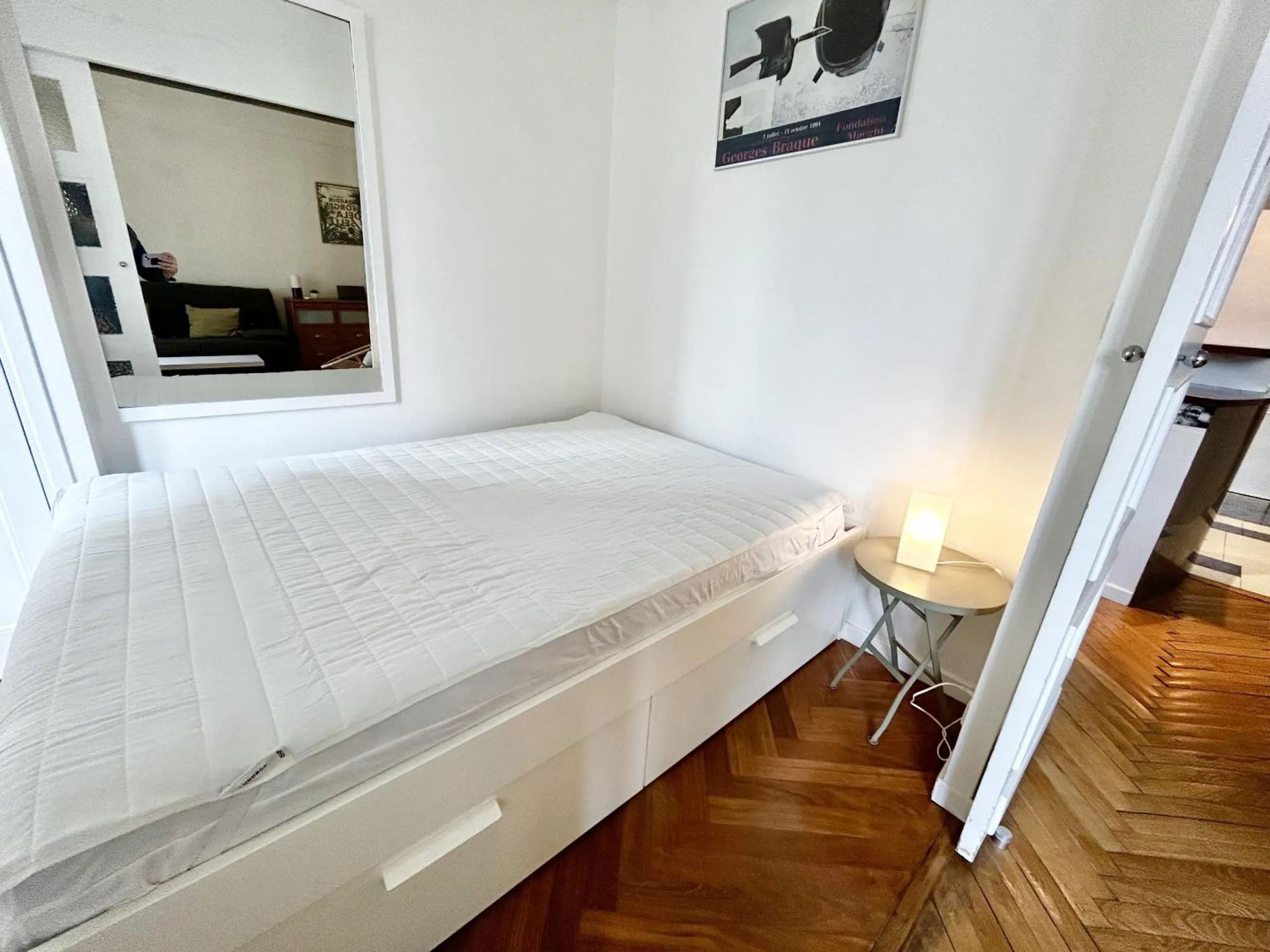 Bed in ApartHotel Riviera - Nice Côte d'Azur - Grimaldi AC - Promenade des Anglais