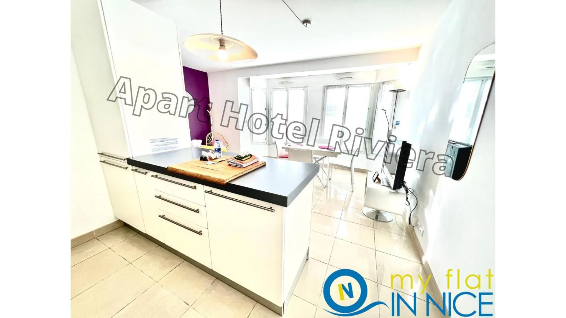 Kitchen or kitchenette in ApartHotel Riviera - Nice Côte d'Azur - Grimaldi AC - Promenade des Anglais