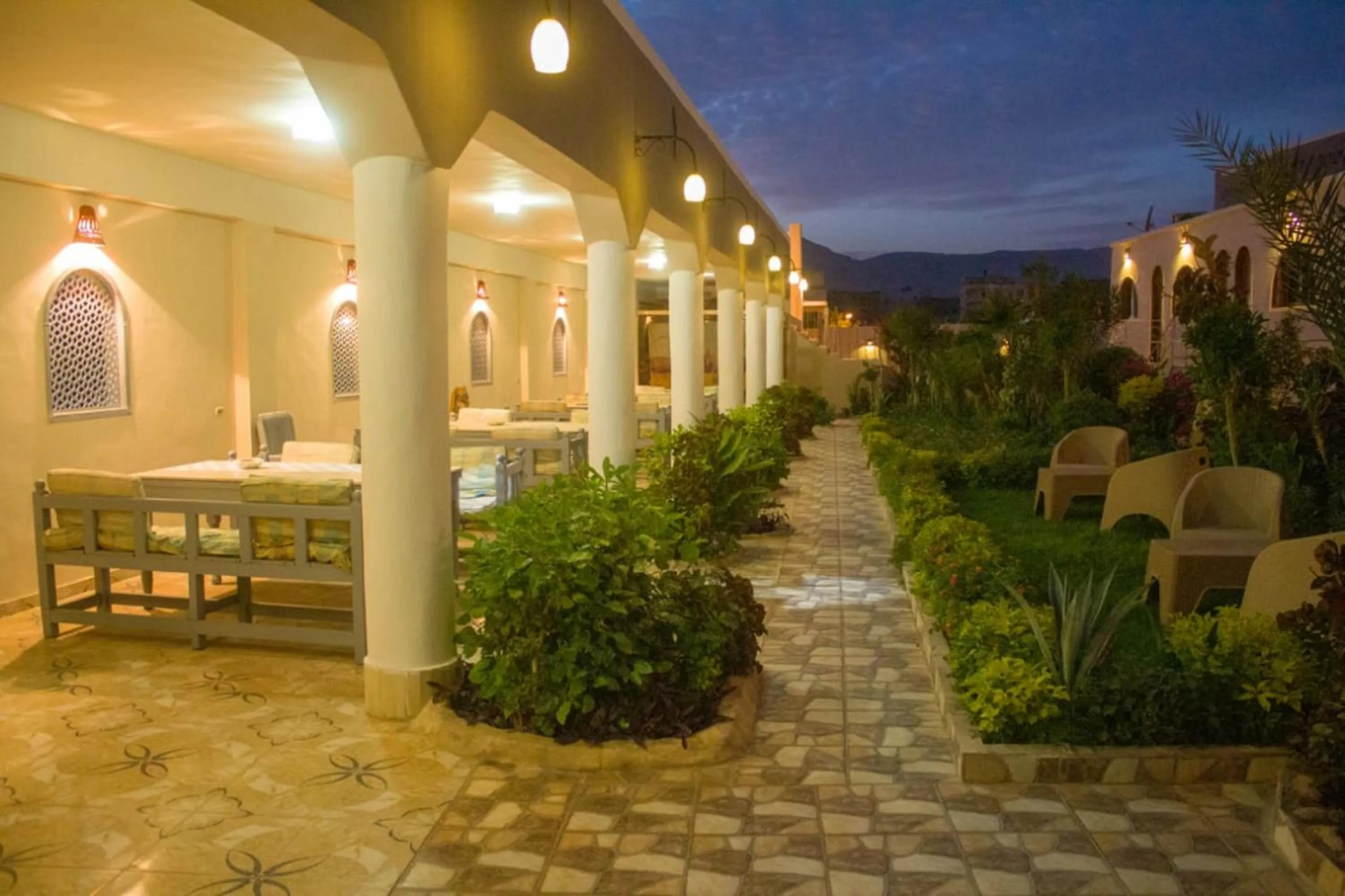 Janat Elsahara Hotel