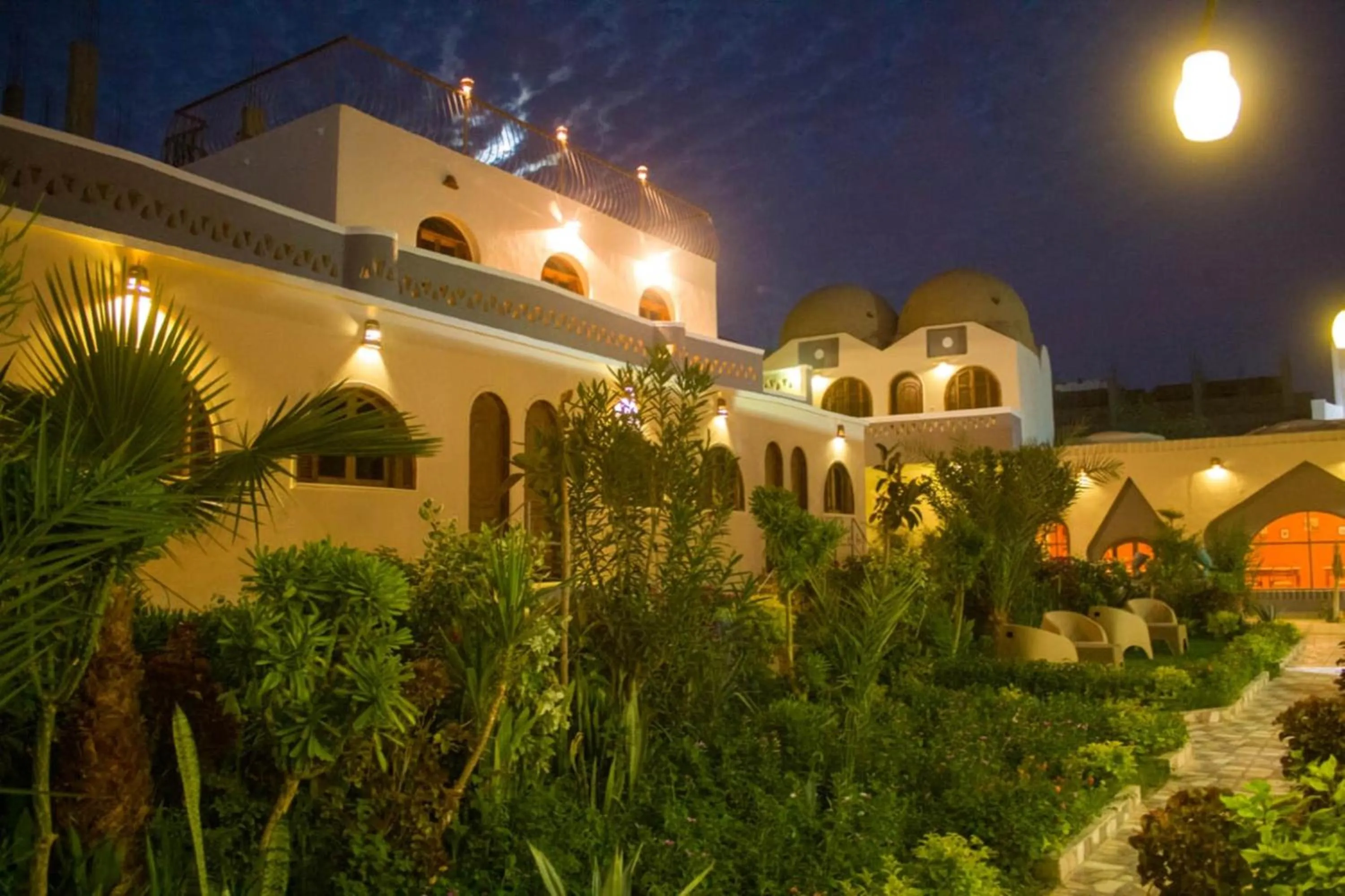 Janat Elsahara Hotel