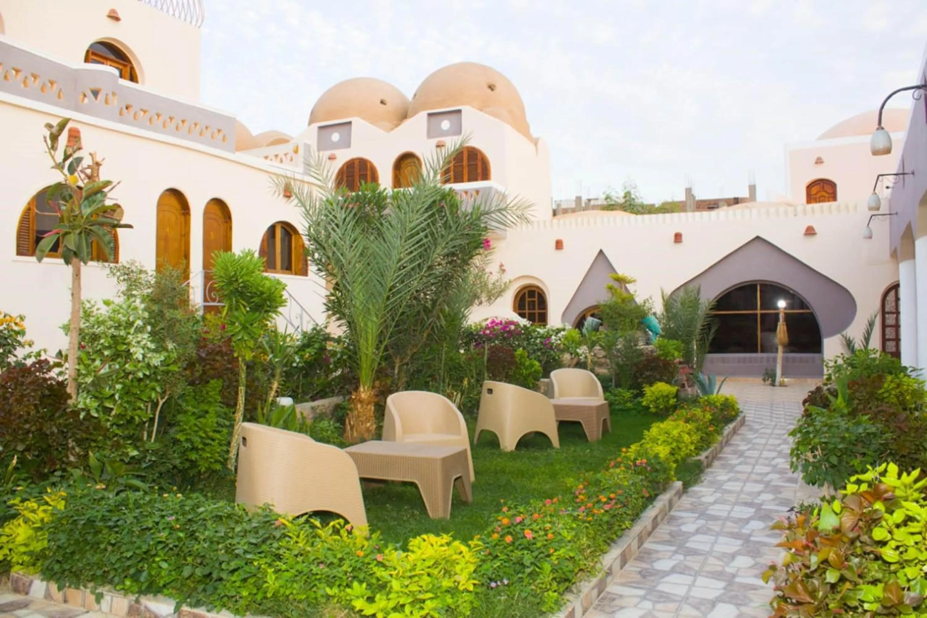 Janat Elsahara Hotel