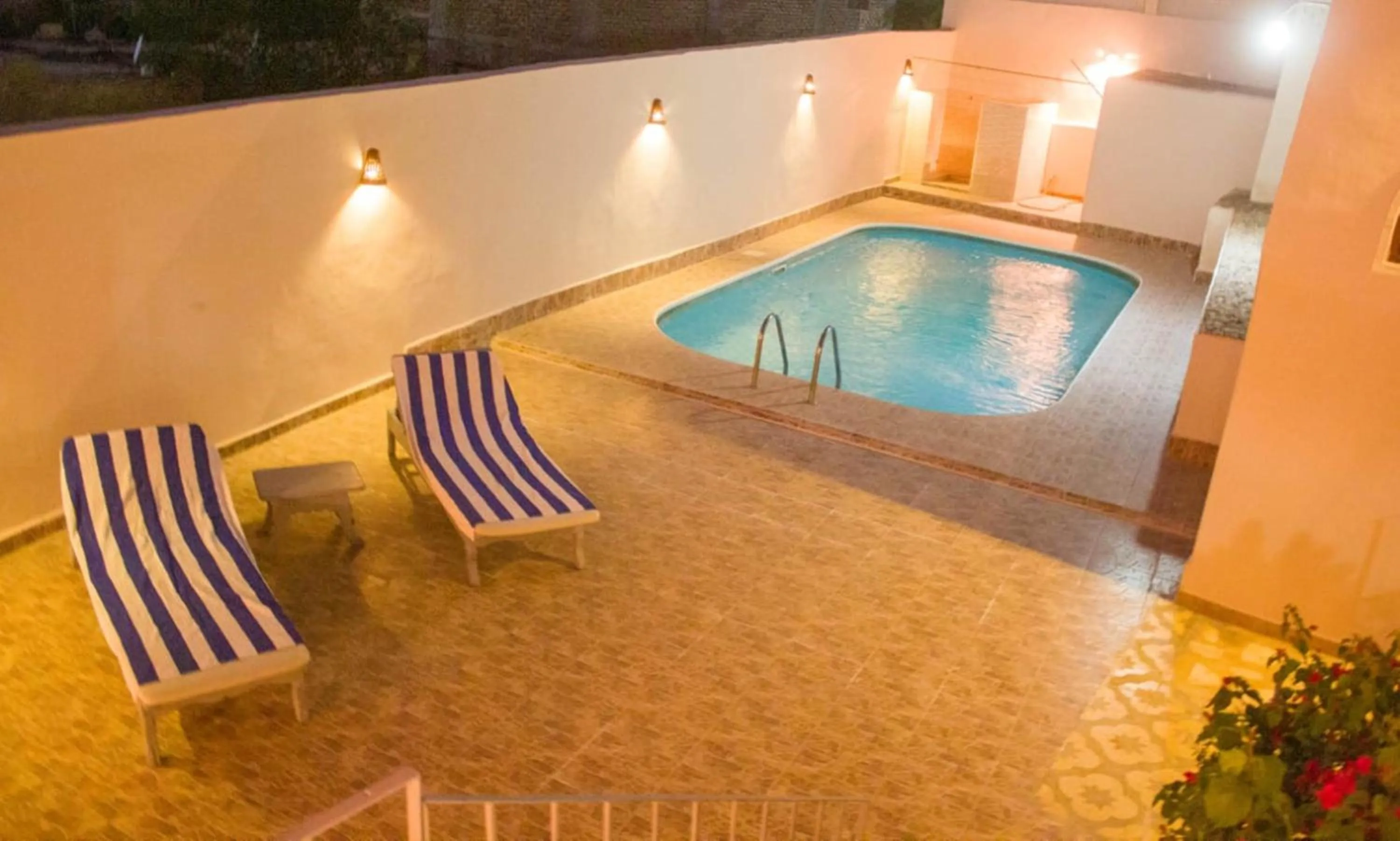 Janat Elsahara Hotel