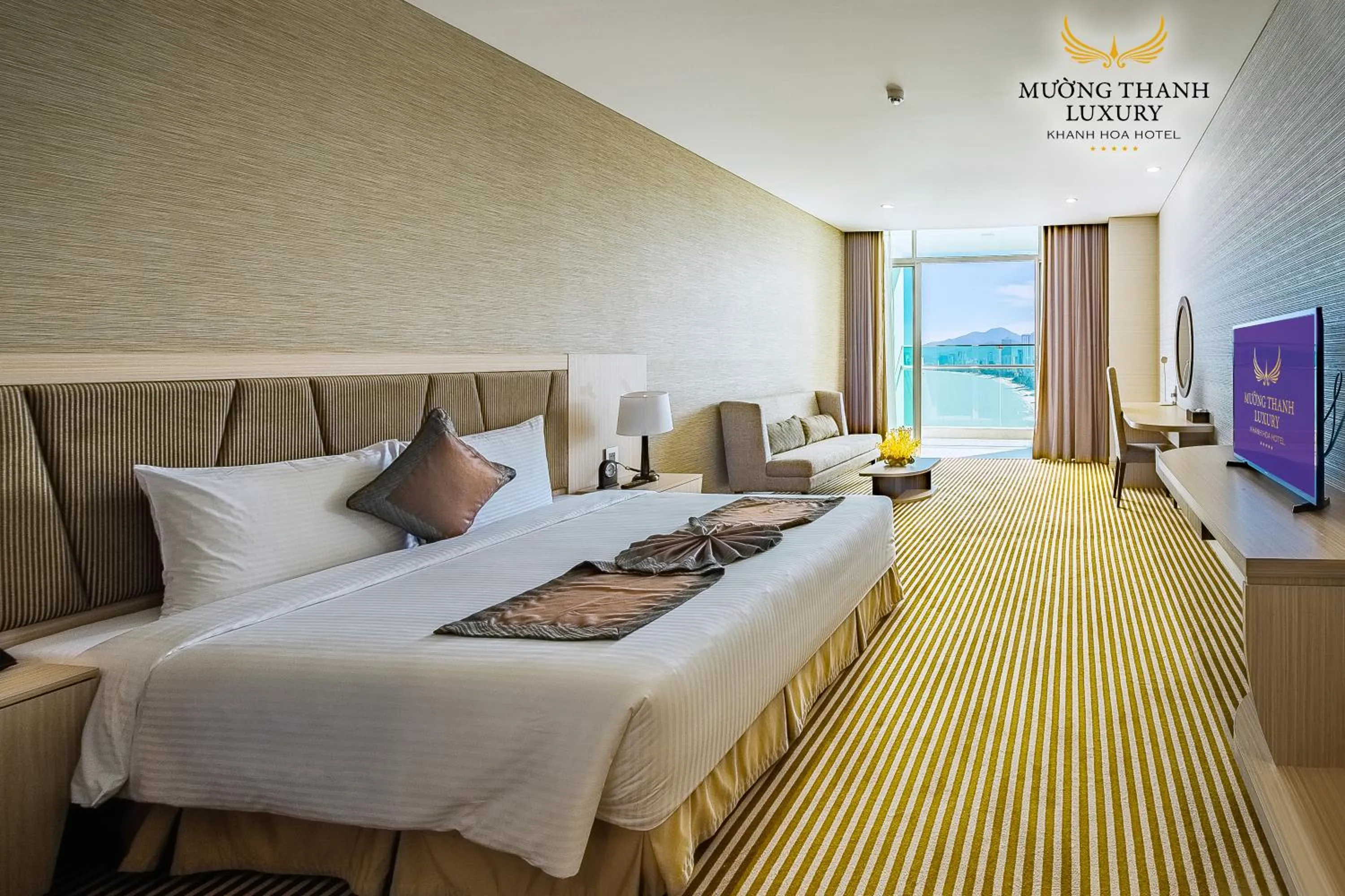 Bedroom, Bed in Muong Thanh Luxury Khanh Hoa