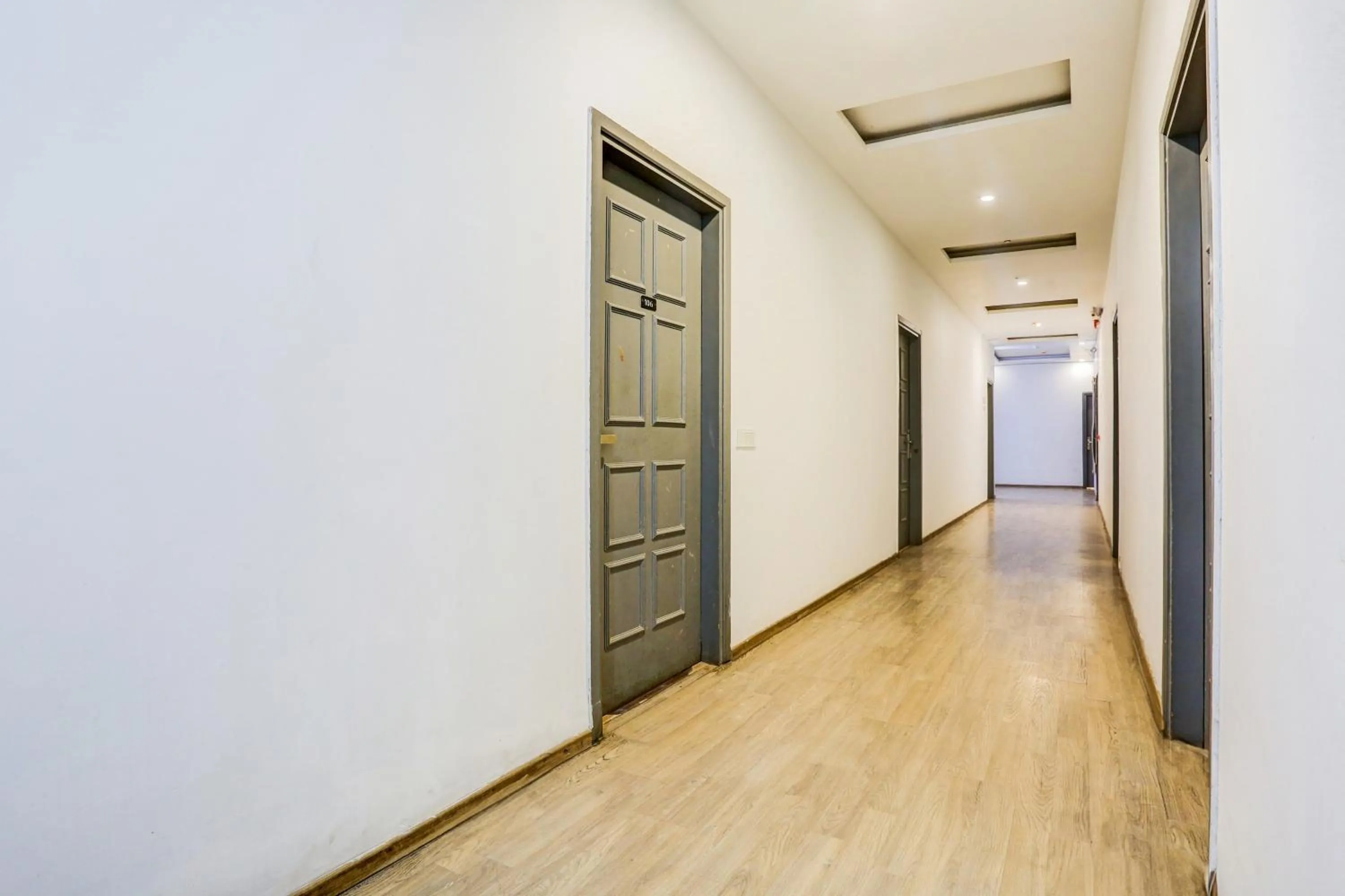 Lobby or reception in Super Townhouse Rohini Sector 23