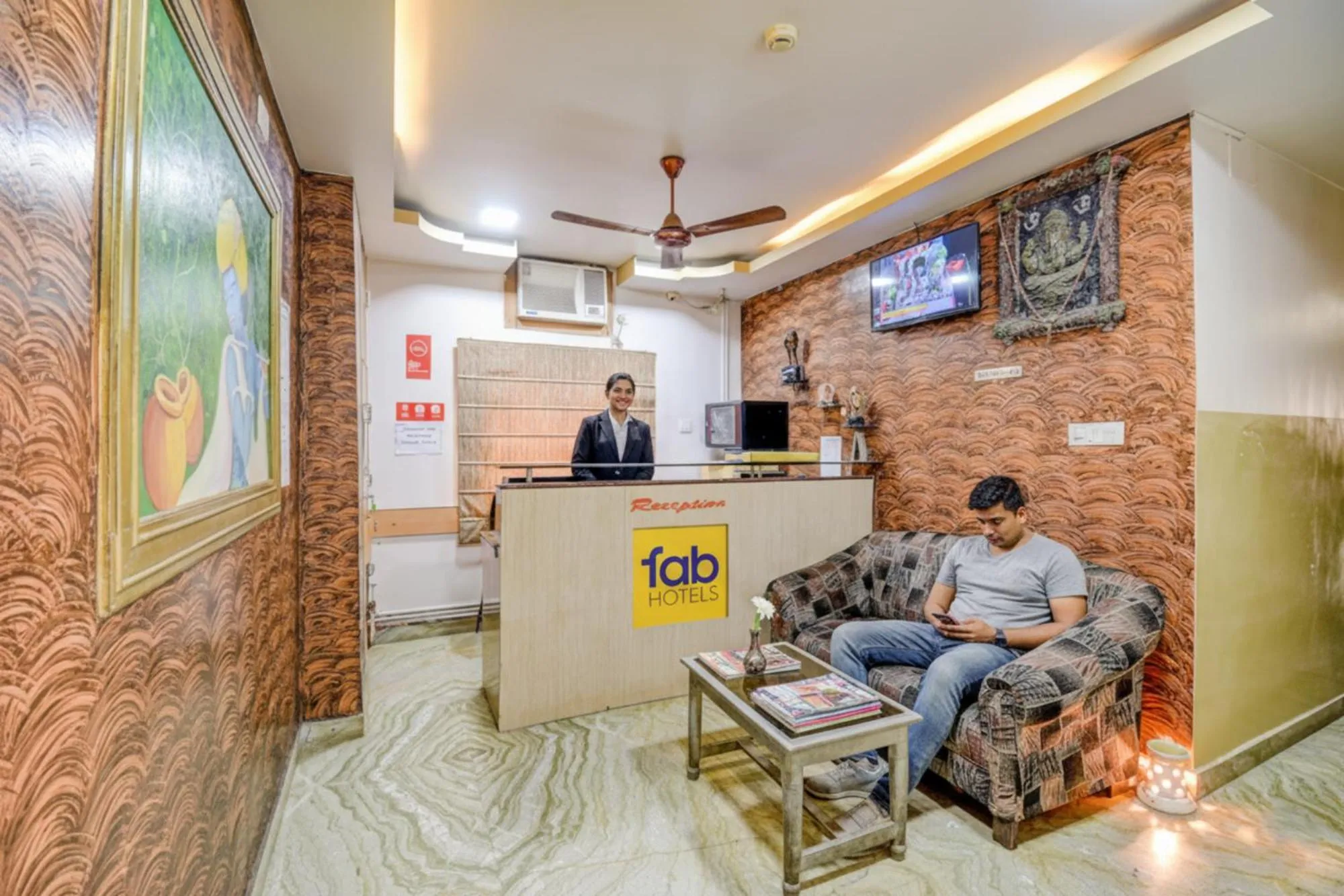 Lobby or reception in FabHotel Kamala Inn