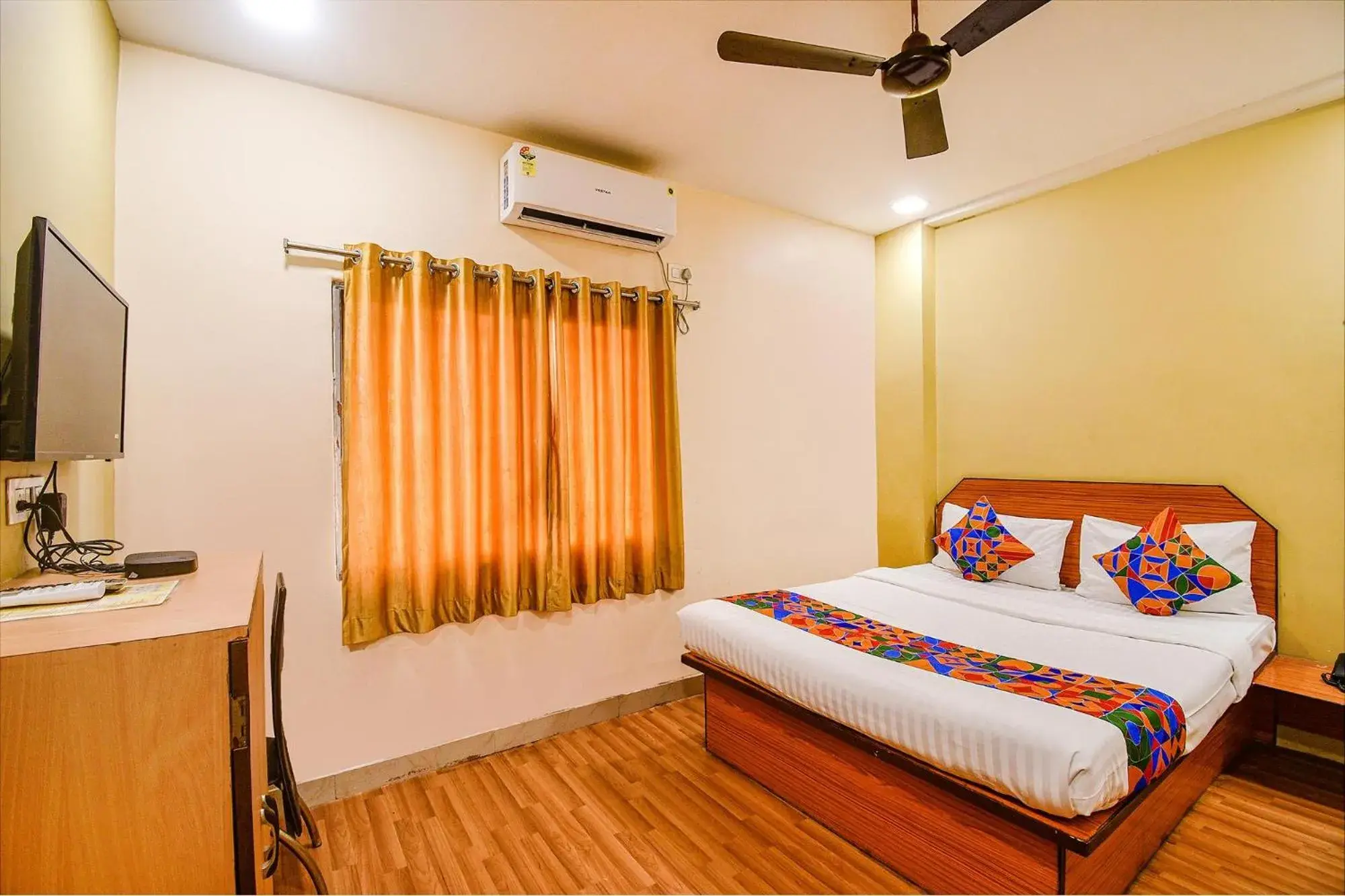 Superior Double Room - single occupancy in FabHotel Kamala Inn Superior Double Room - single occupancy in FabHotel Kamala Inn