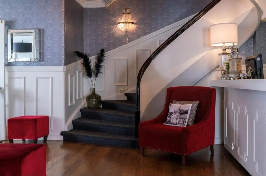 Lobby or reception in Grand Hotel Flekkefjord