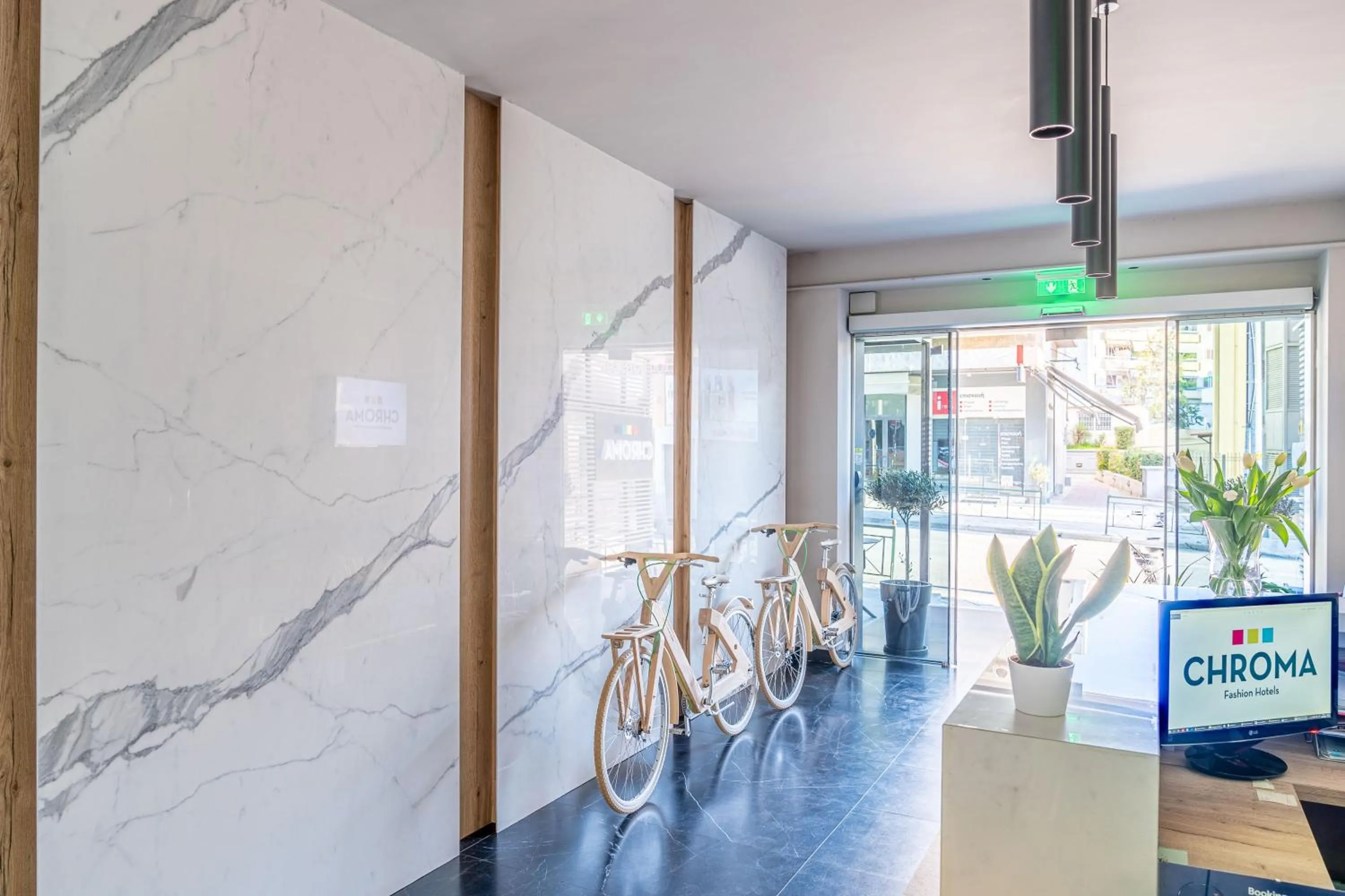 CHROMA FASHION ROOMS & APARTMENTS