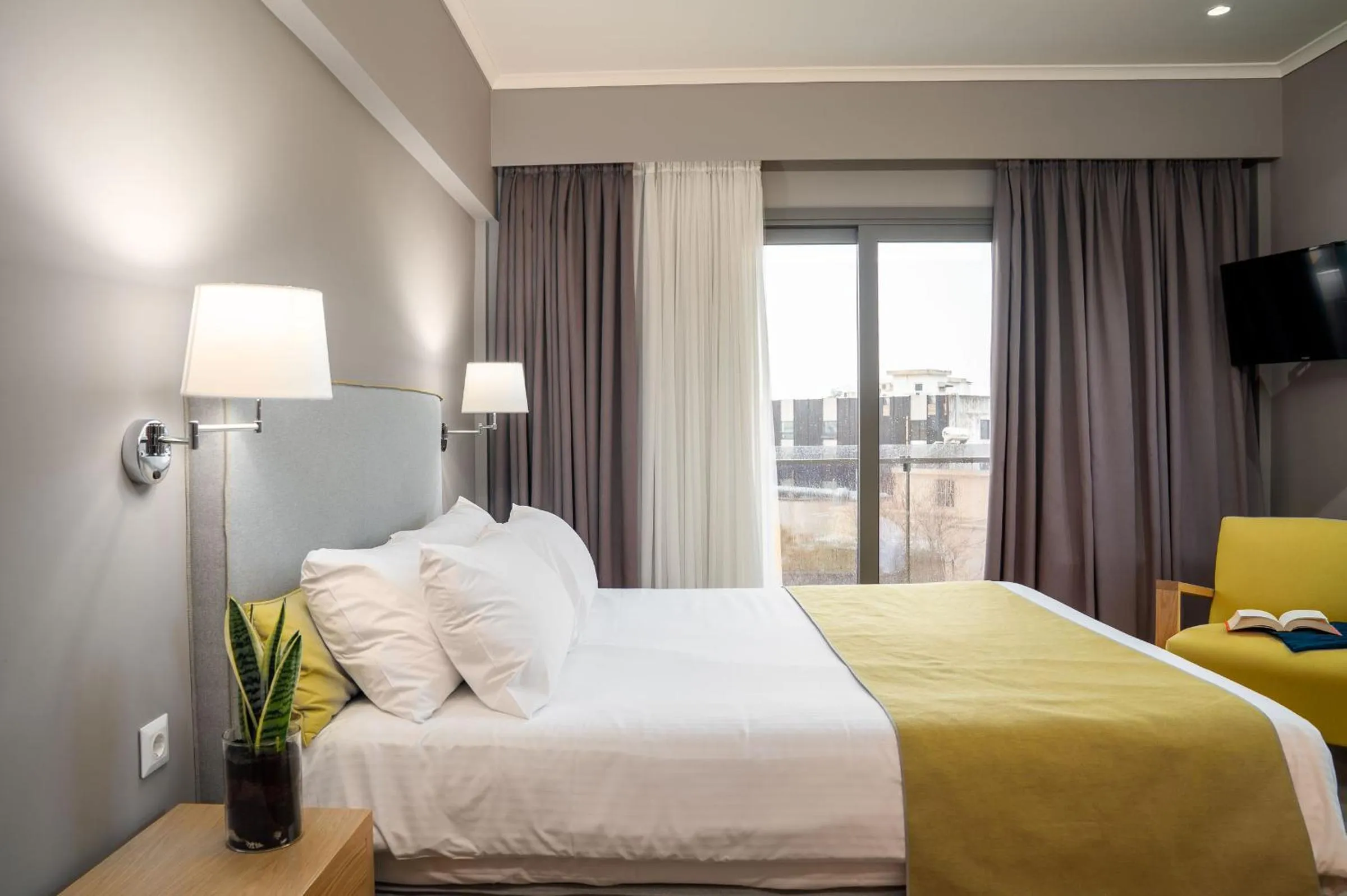 Bed in CHROMA FASHION ROOMS & APARTMENTS