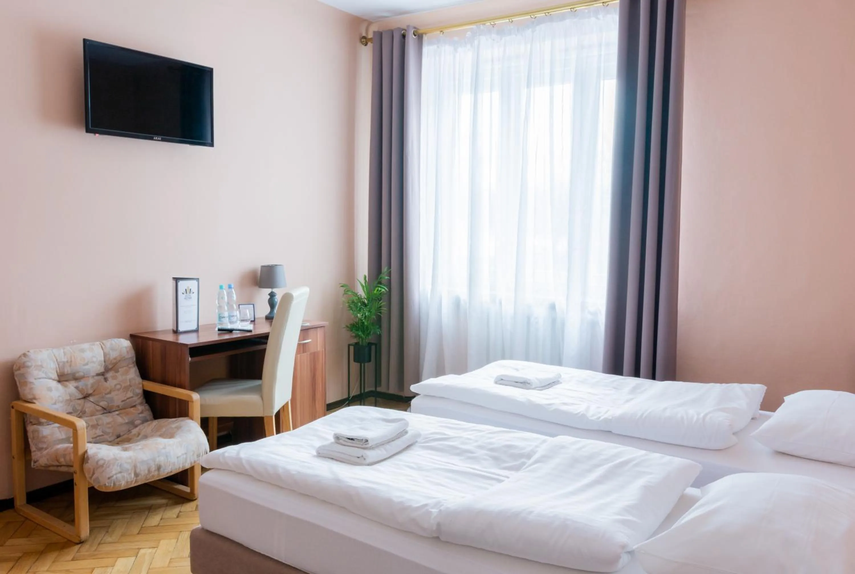 Photo of the whole room in Hotel Hutnik