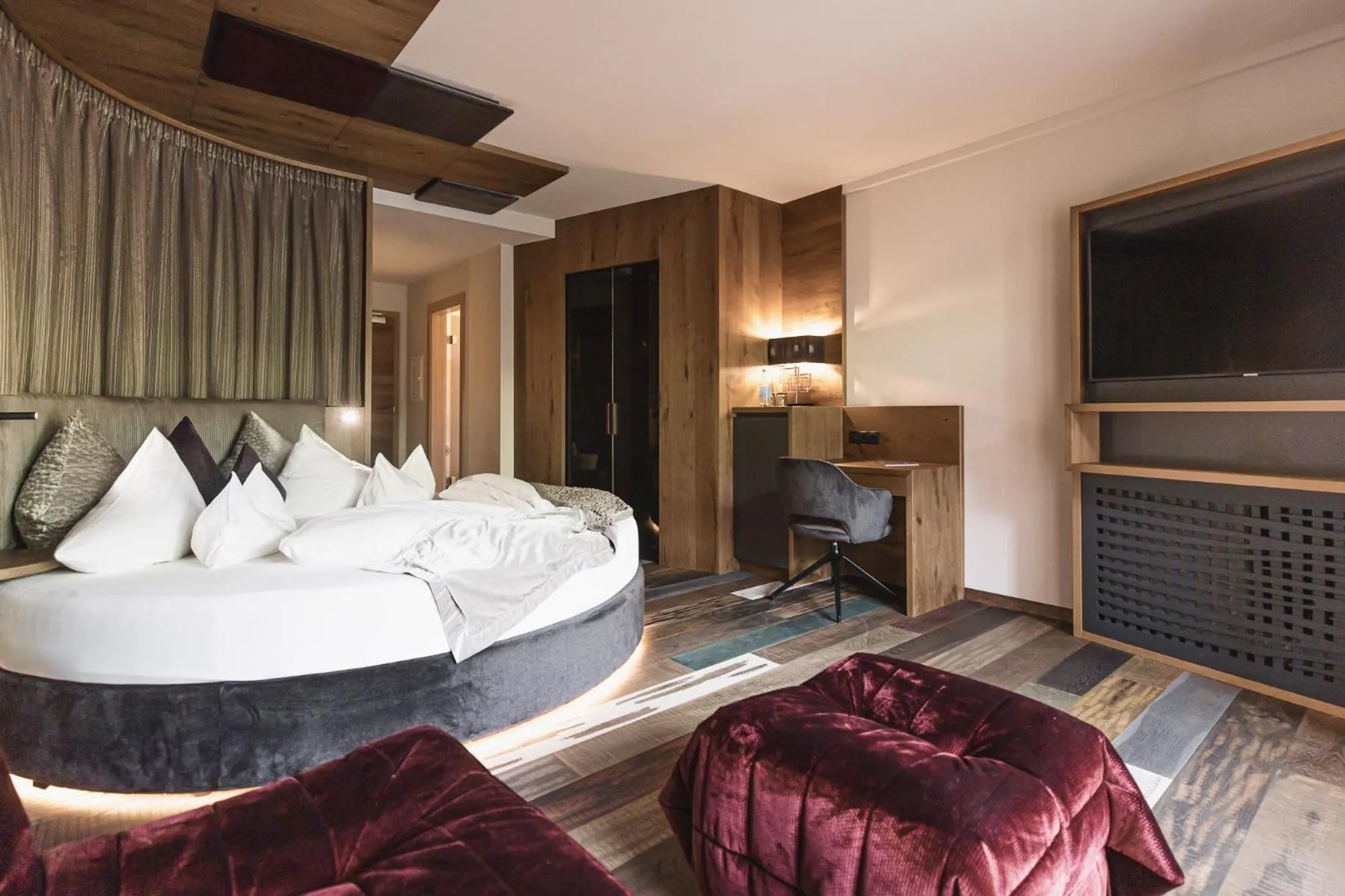 Photo of the whole room, Bed in Terentnerhof 4*S active & lifestyle hotel