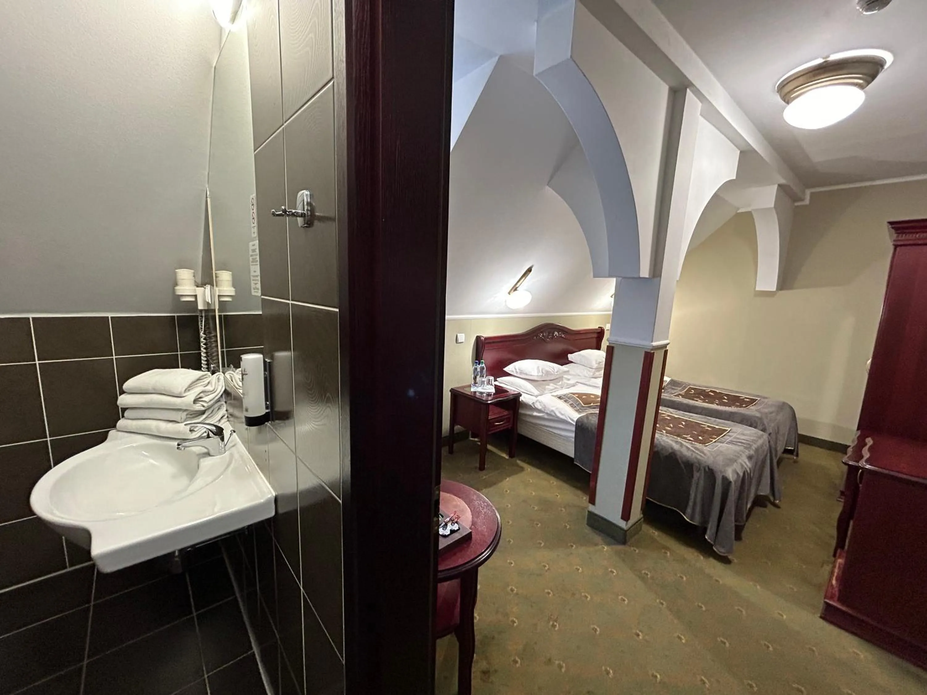 Photo of the whole room, Bed in Willa Pod Zamkiem