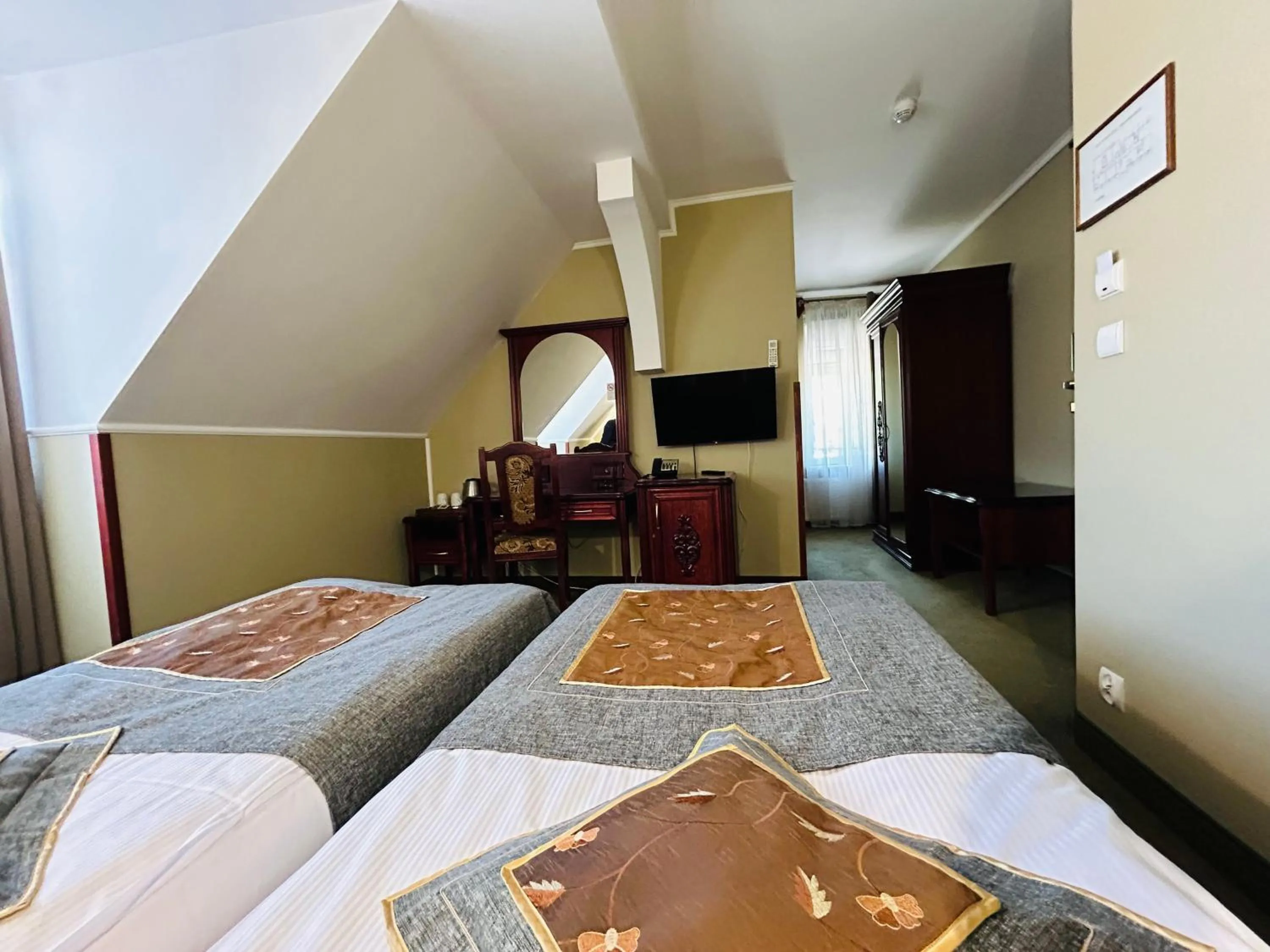 Photo of the whole room, Bed in Willa Pod Zamkiem