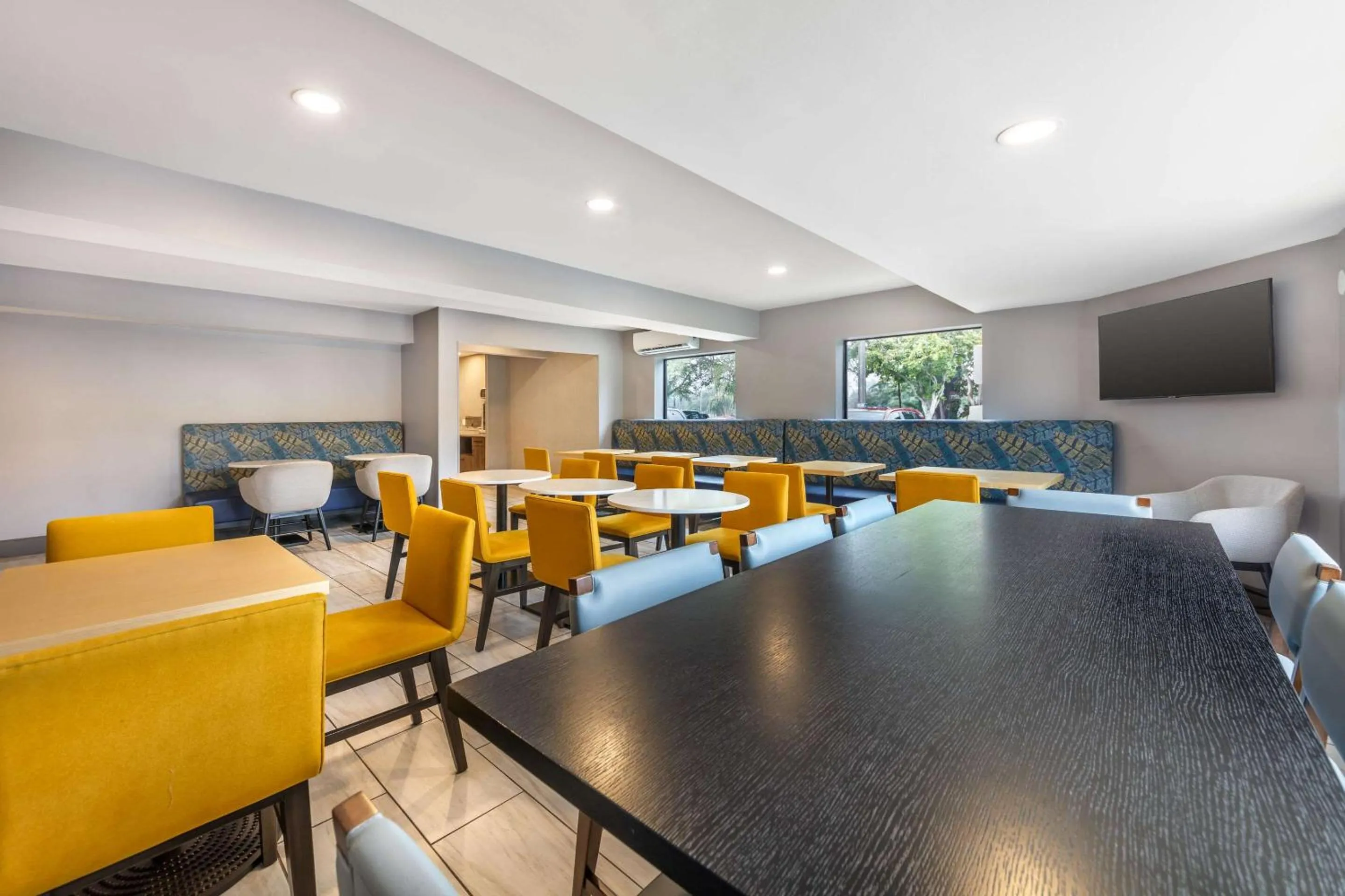 Breakfast in Sleep Inn Miami Airport