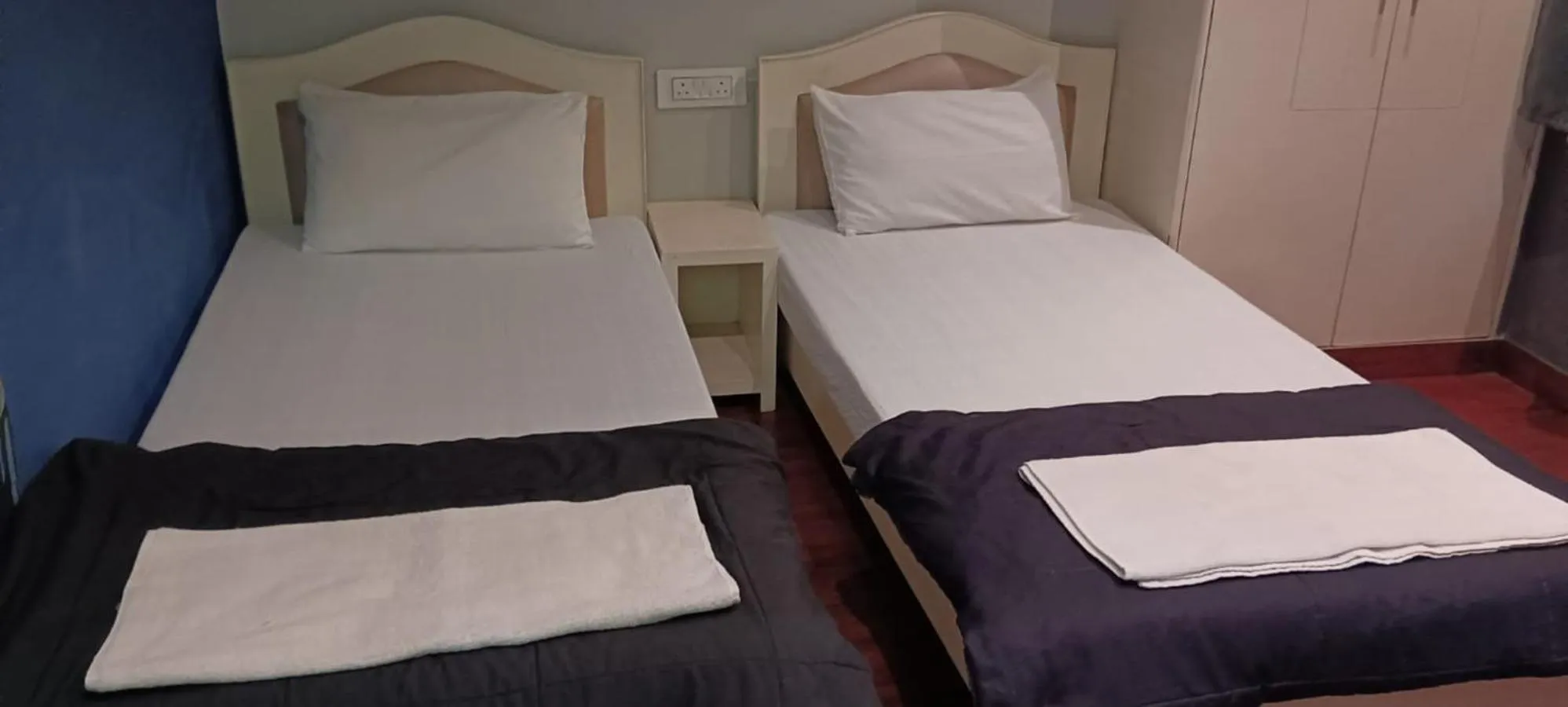 Bedroom, Bed in Joey's Hostel Agra - 200m from Taj Mahal